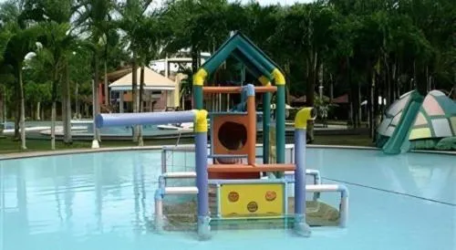 Pineapple Island Resort