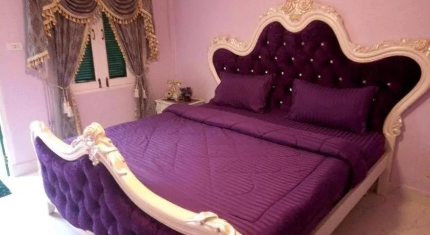 Bed in Cinque Terre Resort