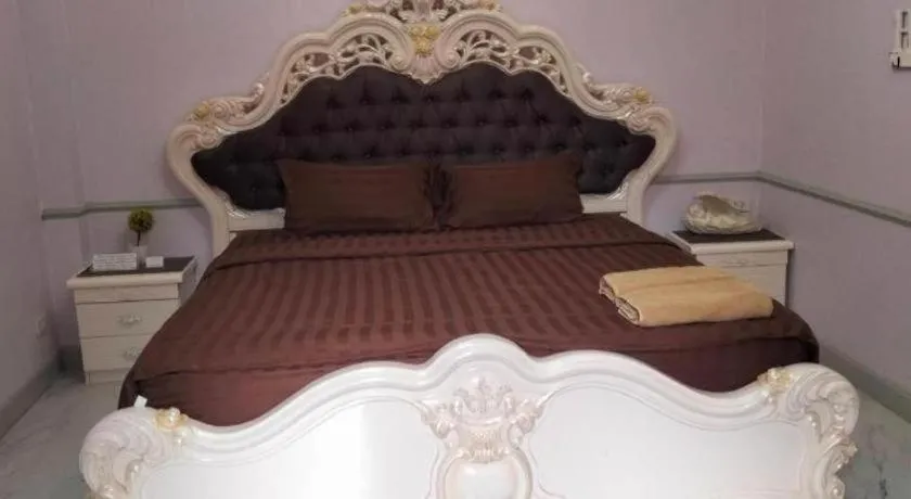 Bed in Cinque Terre Resort