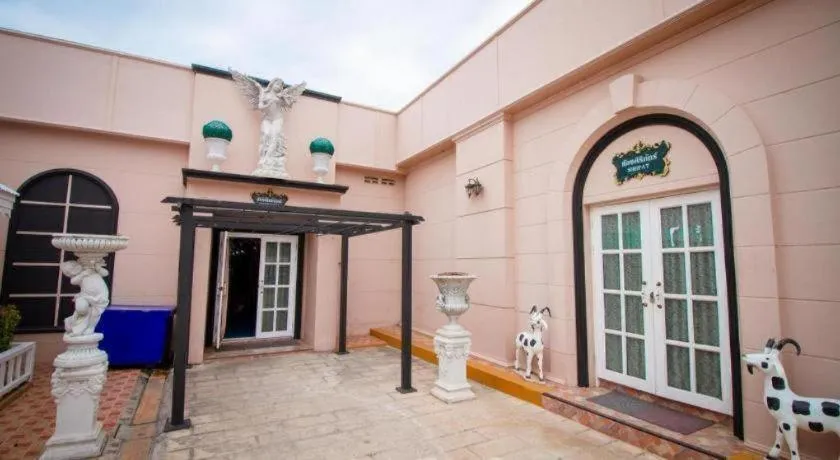 Fantasy Resort Chainat