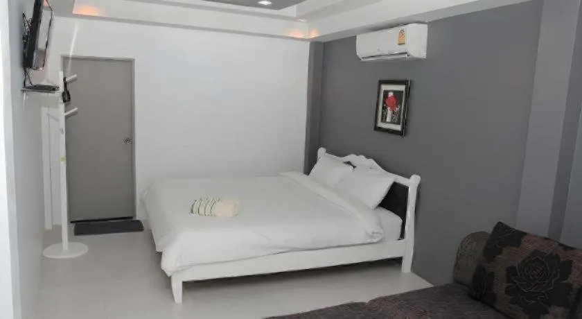 Bed in Rimnamphotharam Resort