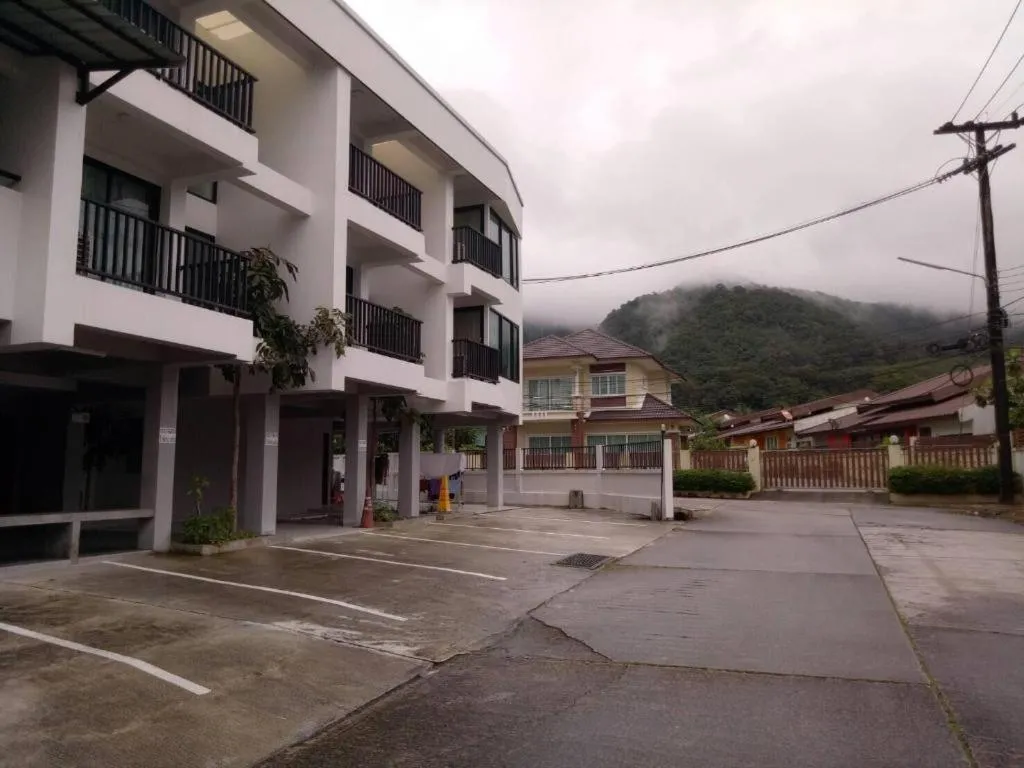 Pinthira Resort
