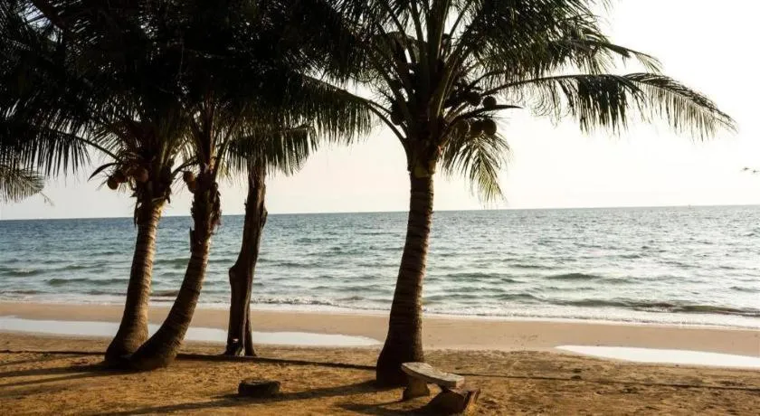 Chaolao Sea Breeze Resort
