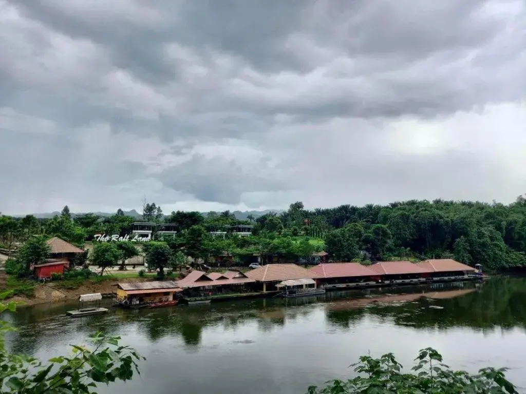 The Raft Land Resort The Raft Land Resort