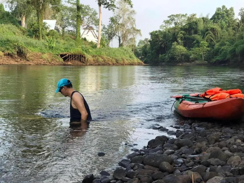 The Raft Land Resort