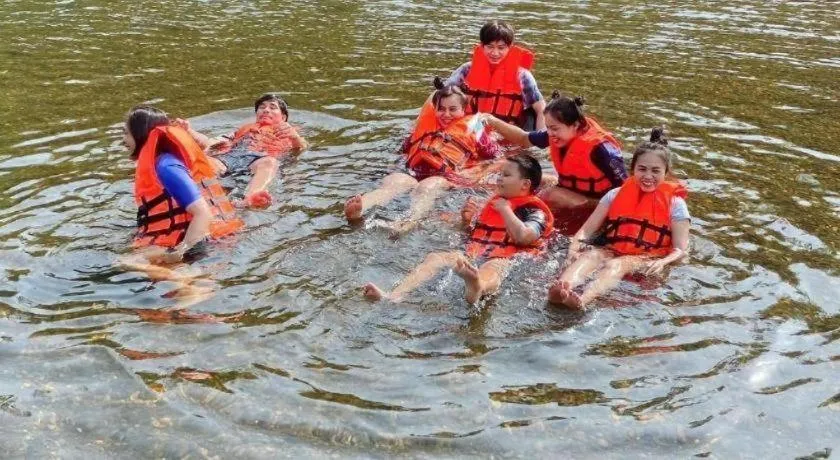 The Raft Land Resort