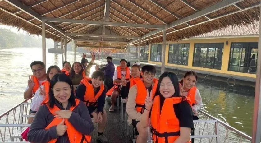 The Raft Land Resort