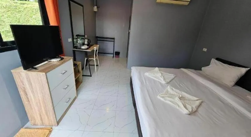 Bed in The Raft Land Resort