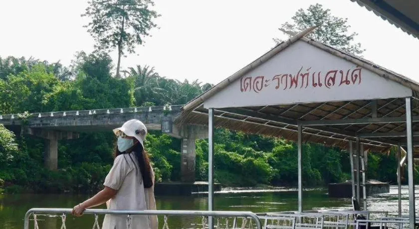 The Raft Land Resort