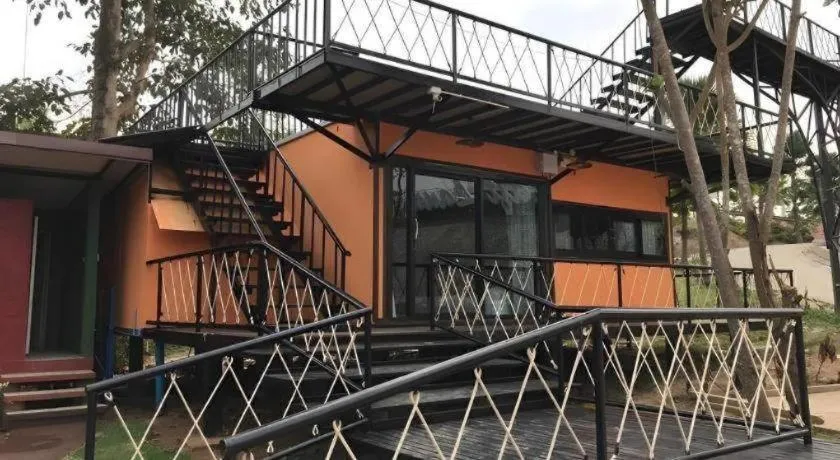 The Raft Land Resort