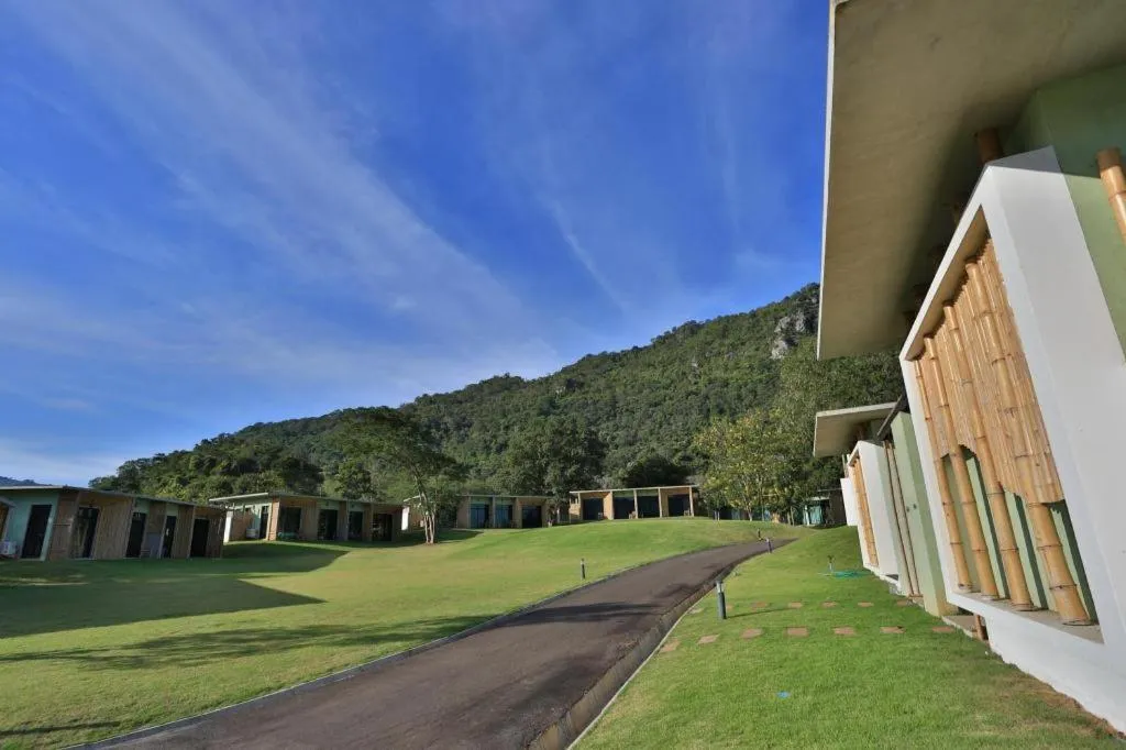 Curve360 Hotel Khao Yai