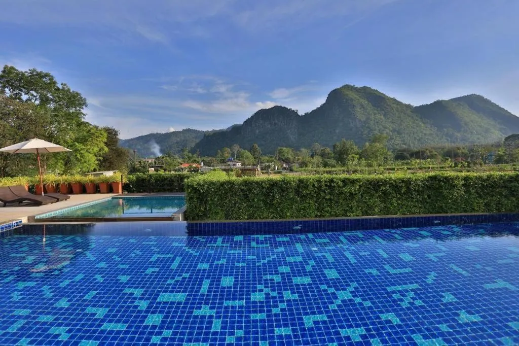 Curve360 Hotel Khao Yai