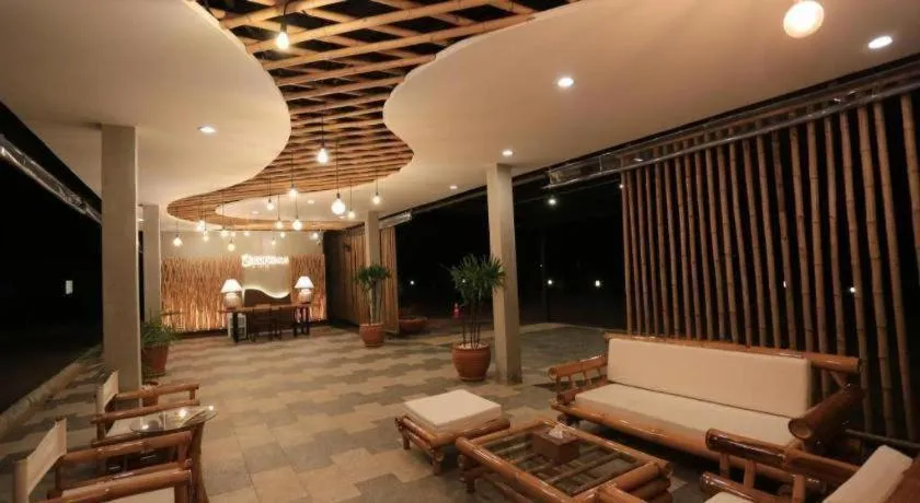 Curve360 Hotel Khao Yai