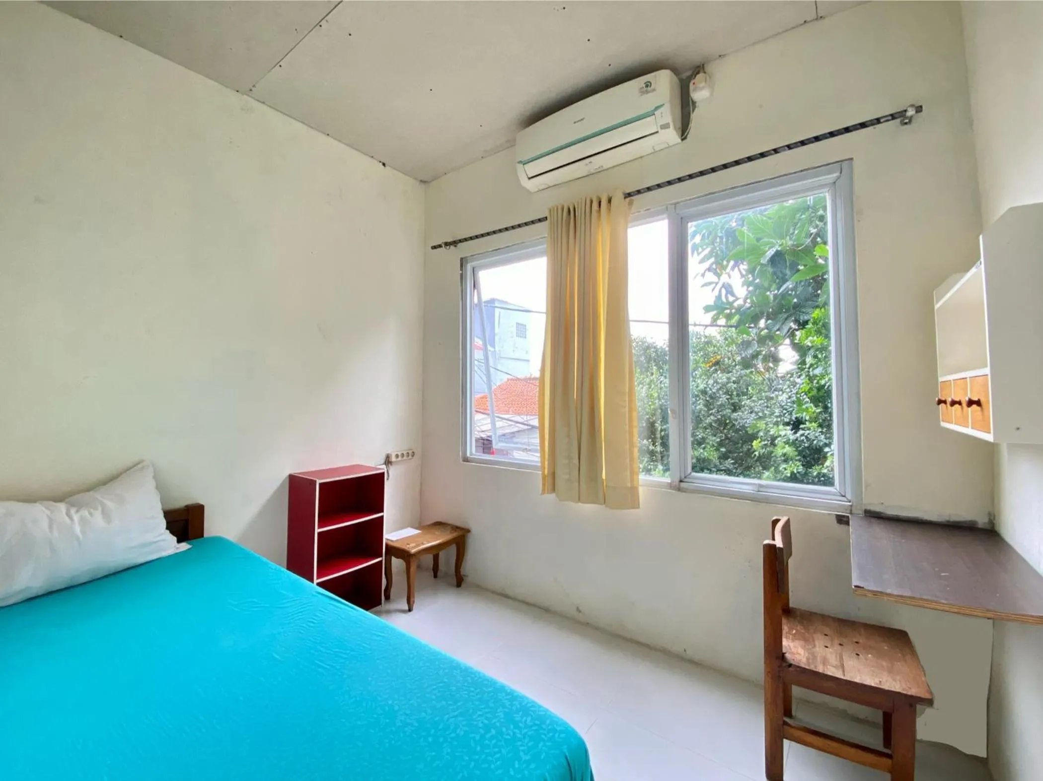 Single Room with Private Bathroom in Homestay Famili Taqwa