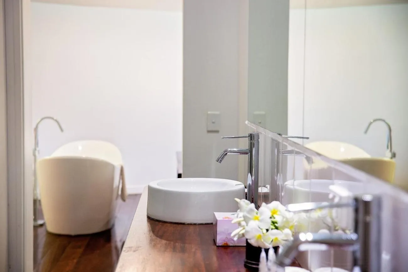 Barrier Beach Resort