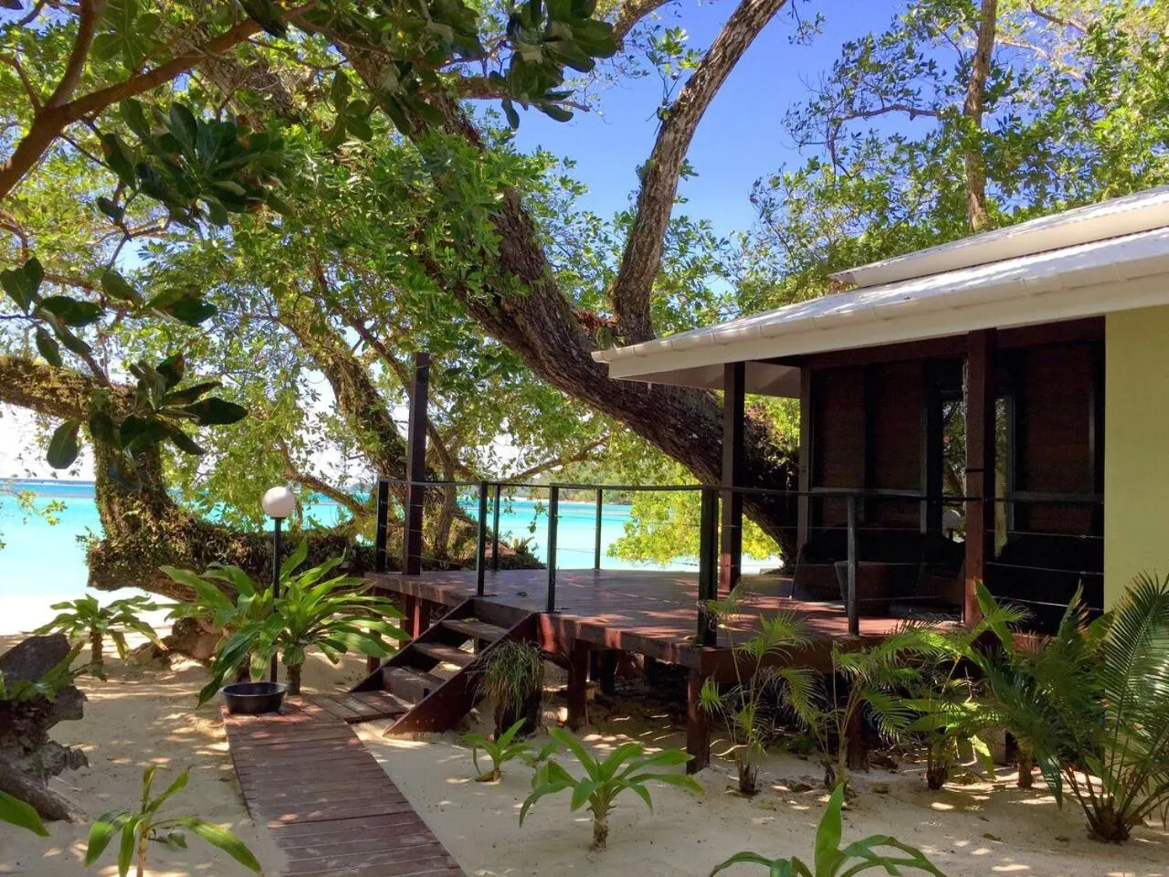 Barrier Beach Resort