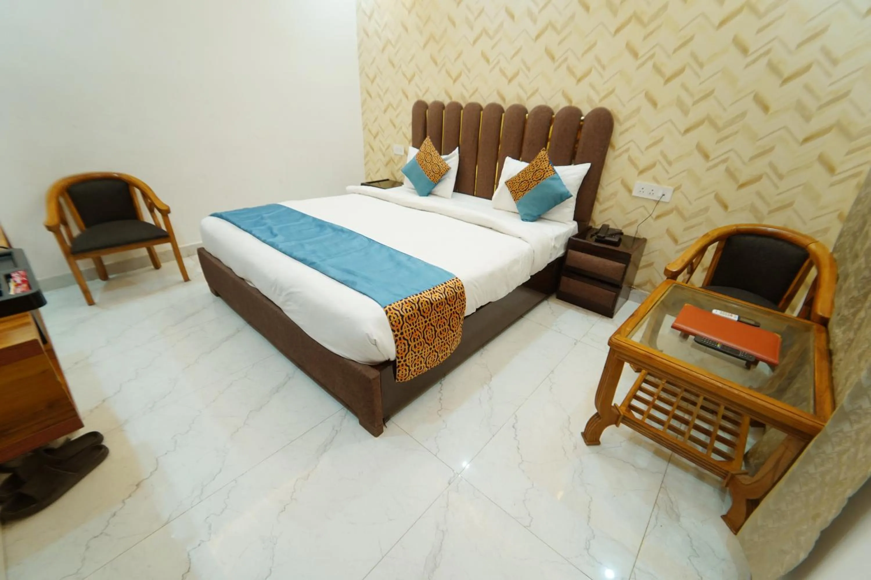Bedroom in MK Regency