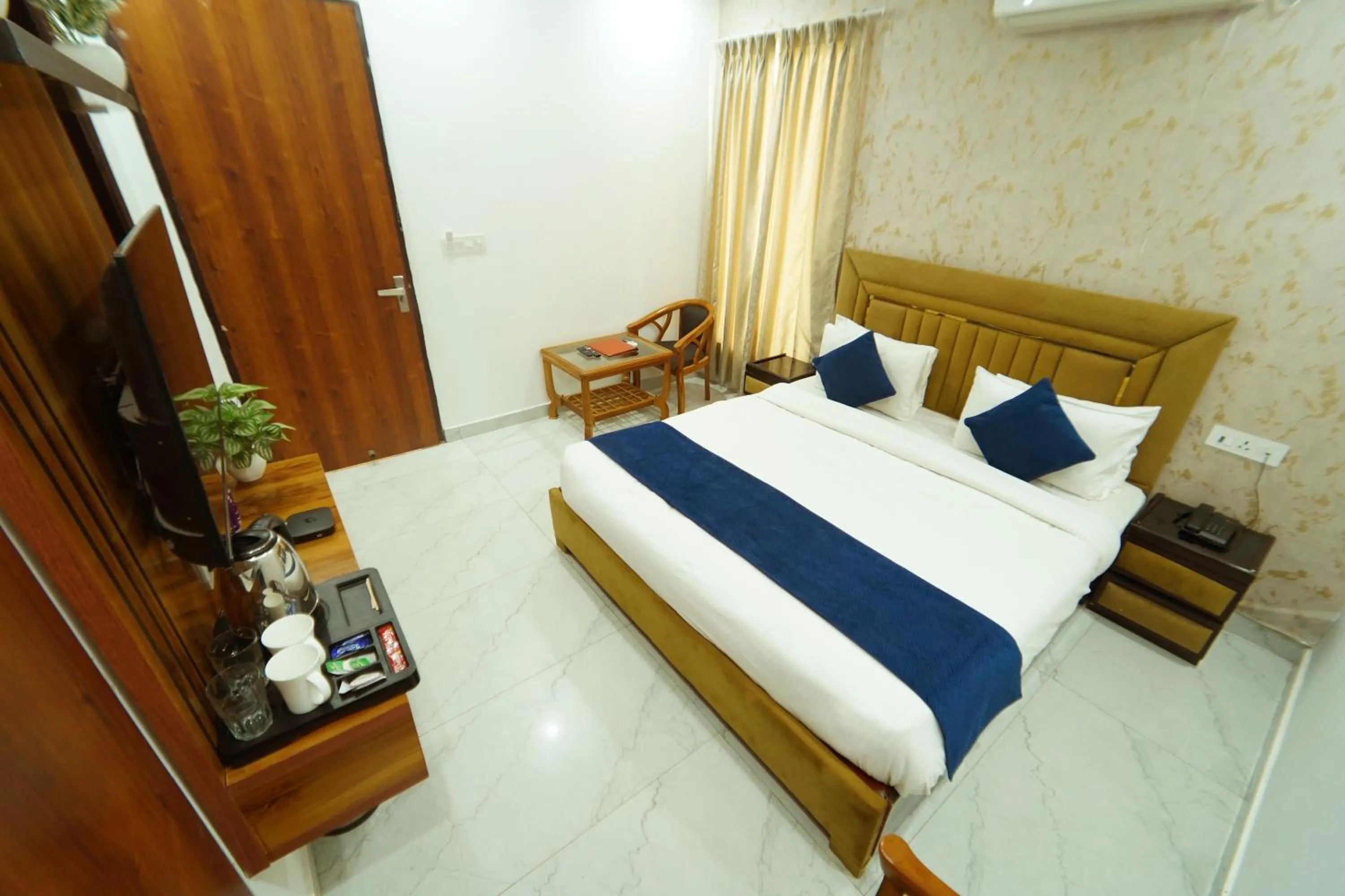 Bedroom in MK Regency