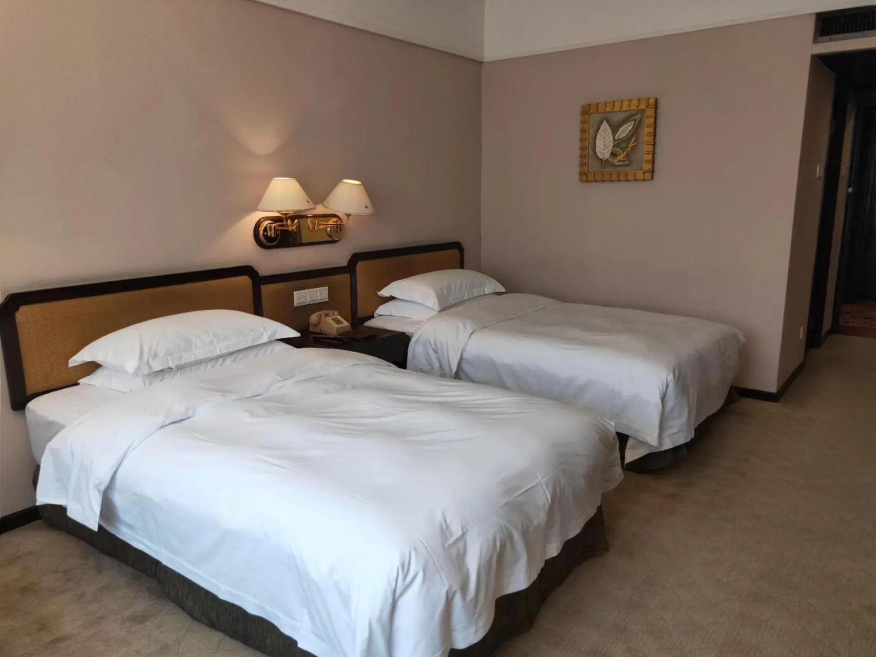 Bed in Zhongshan International Hotel