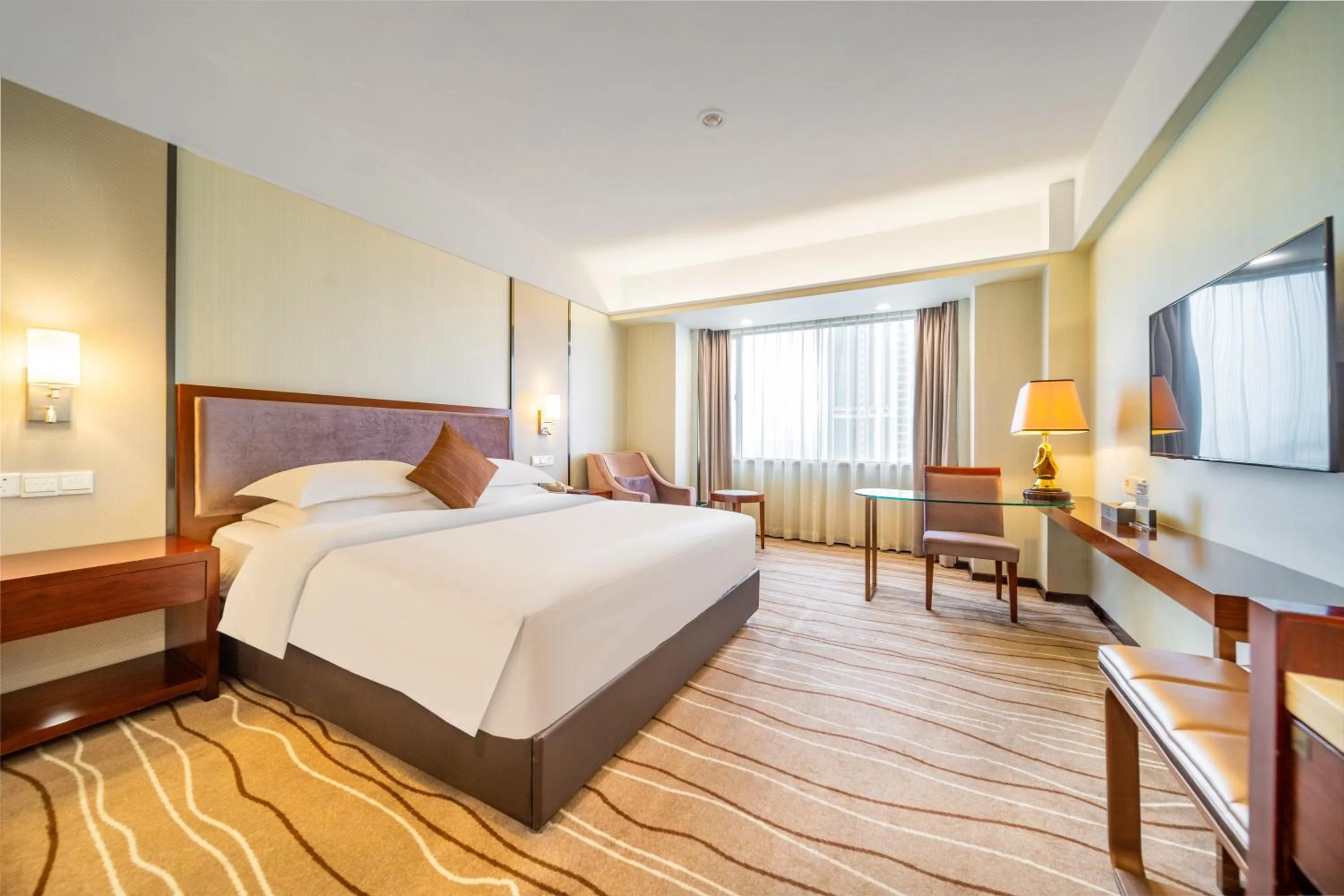 Bed in Zhongshan International Hotel
