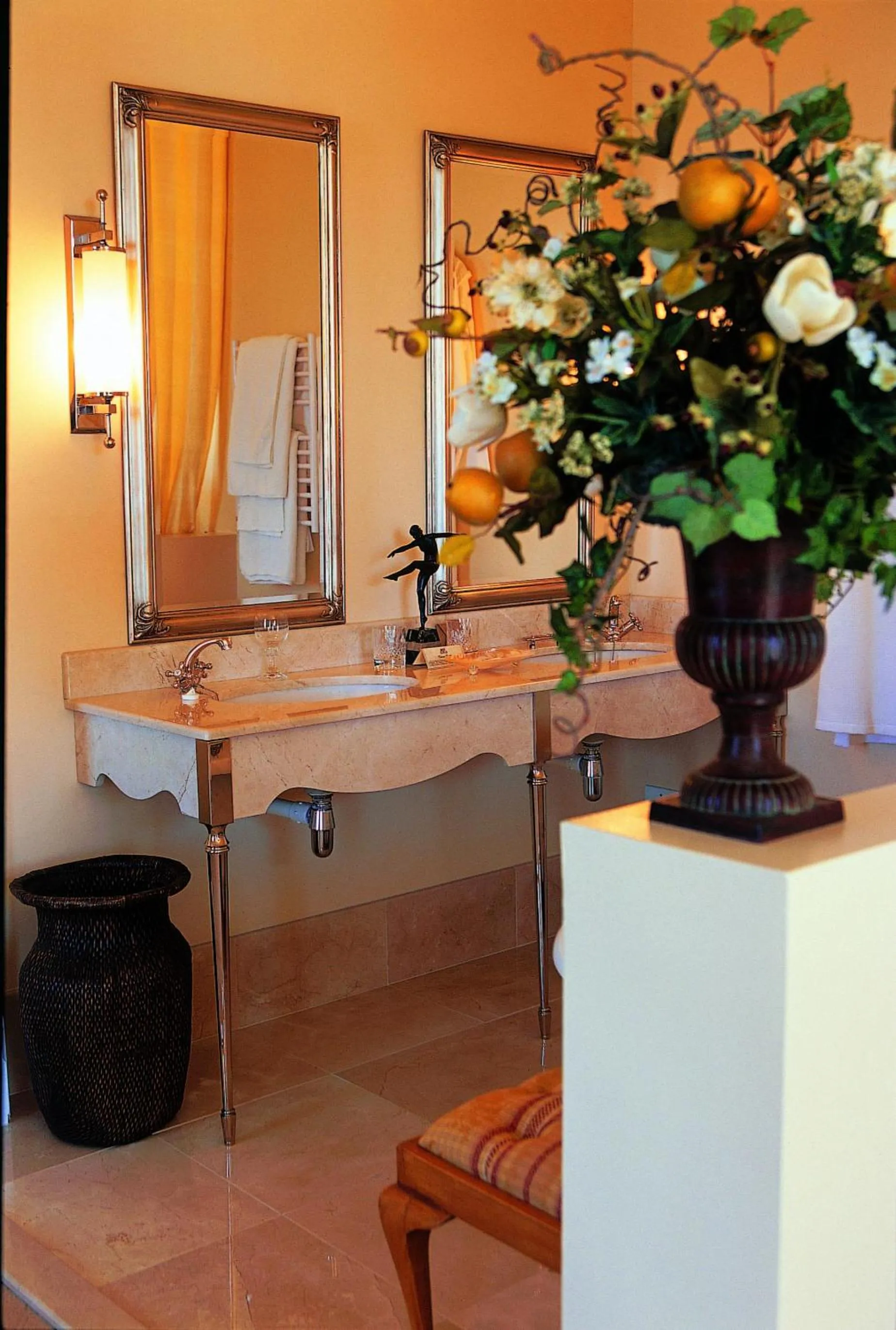 Bathroom in Colona Castle