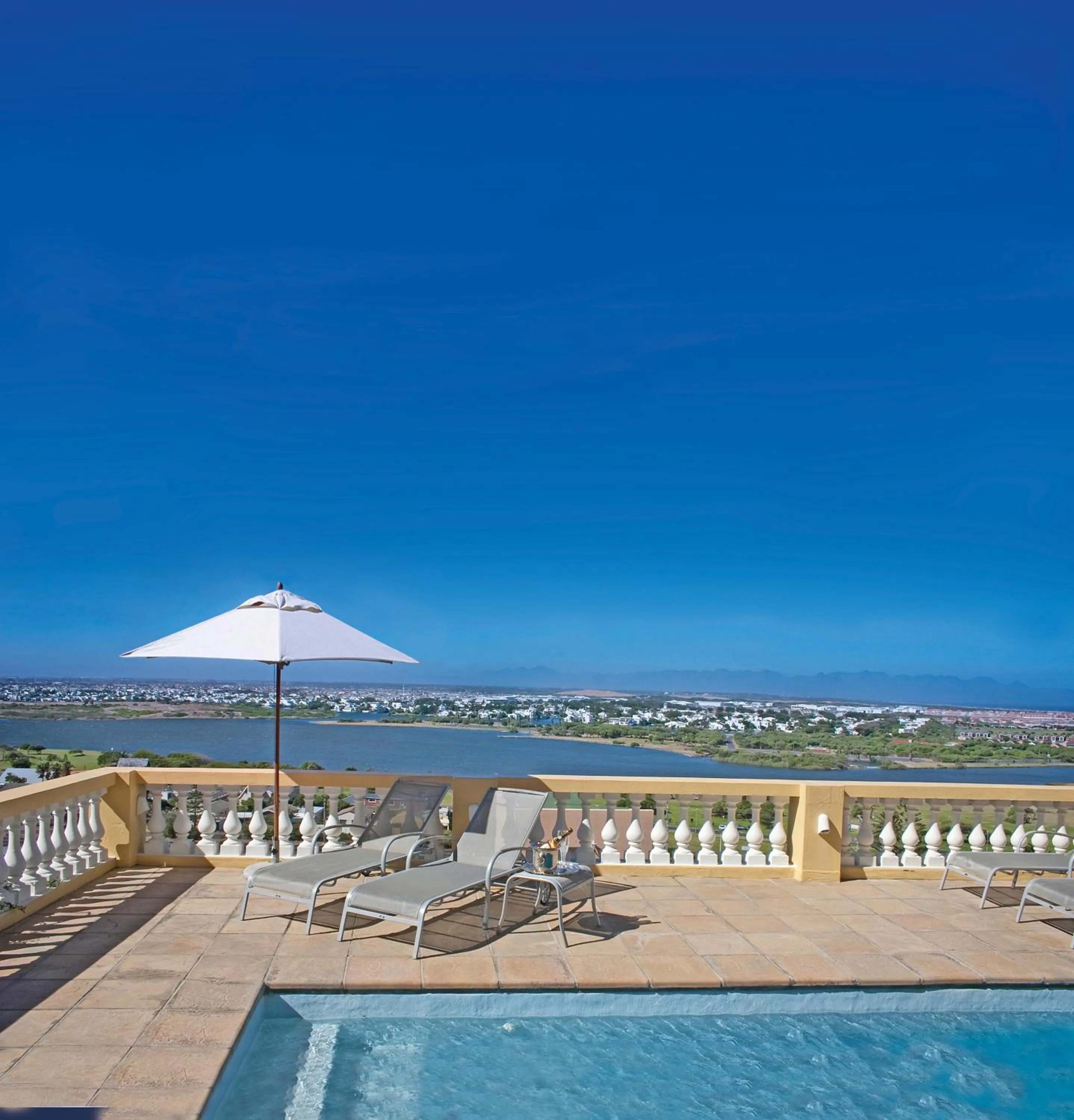 Balcony/Terrace in Colona Castle