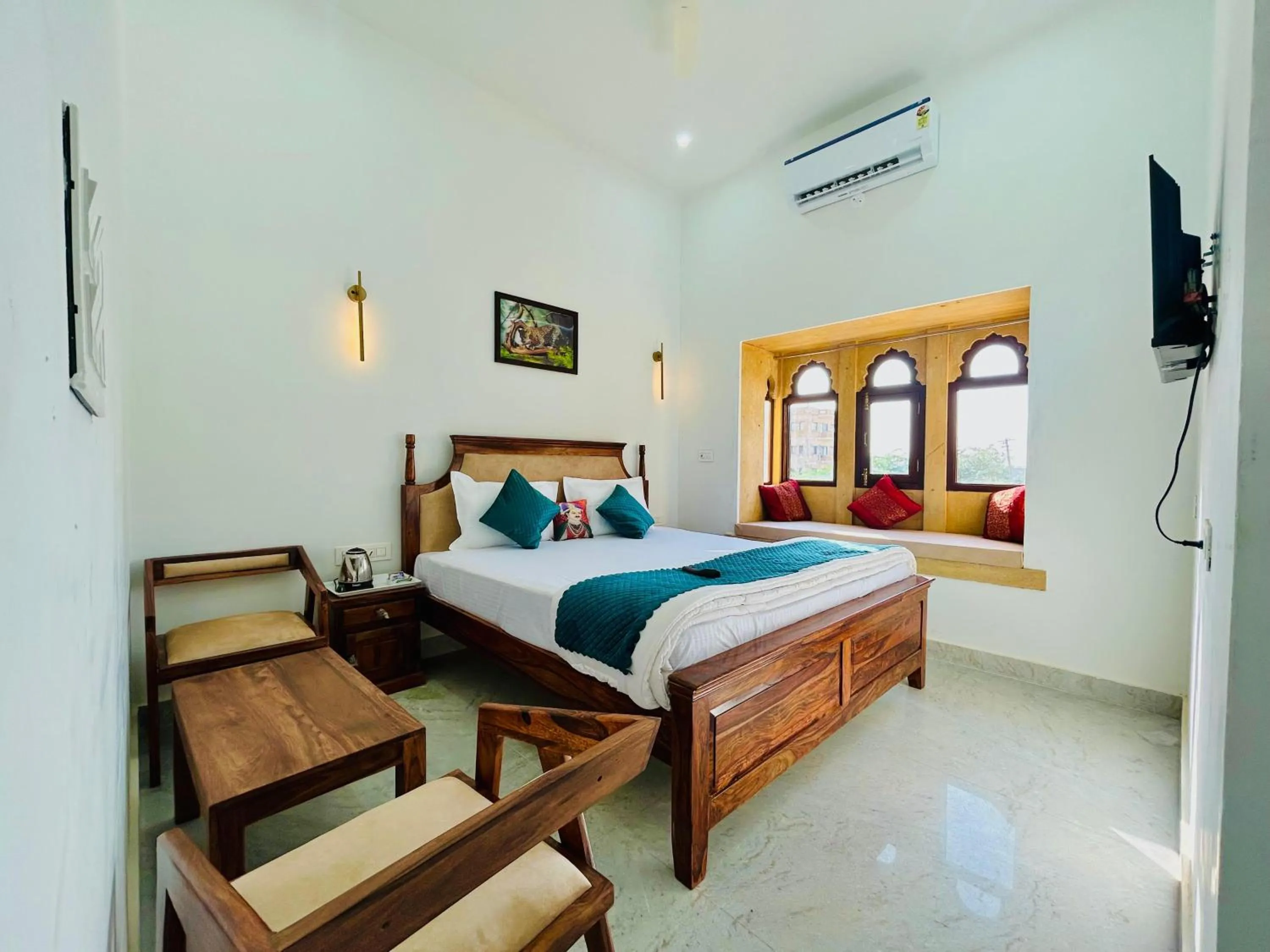 Hotel Narpat Garh Palace