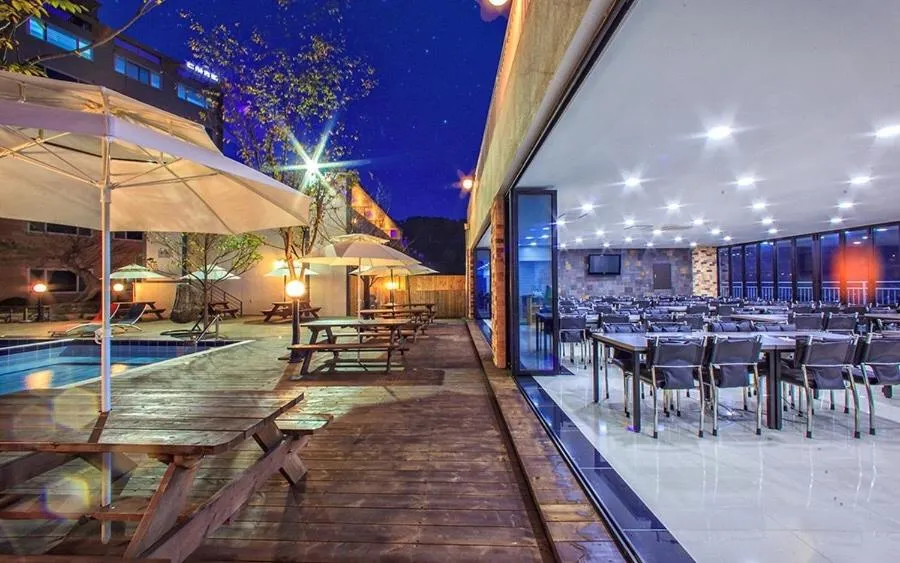 Restaurant/places to eat in Doya Hotel Geoje