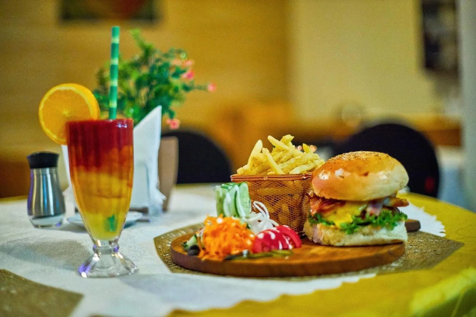 Restaurant/places to eat in Olympic Hotel