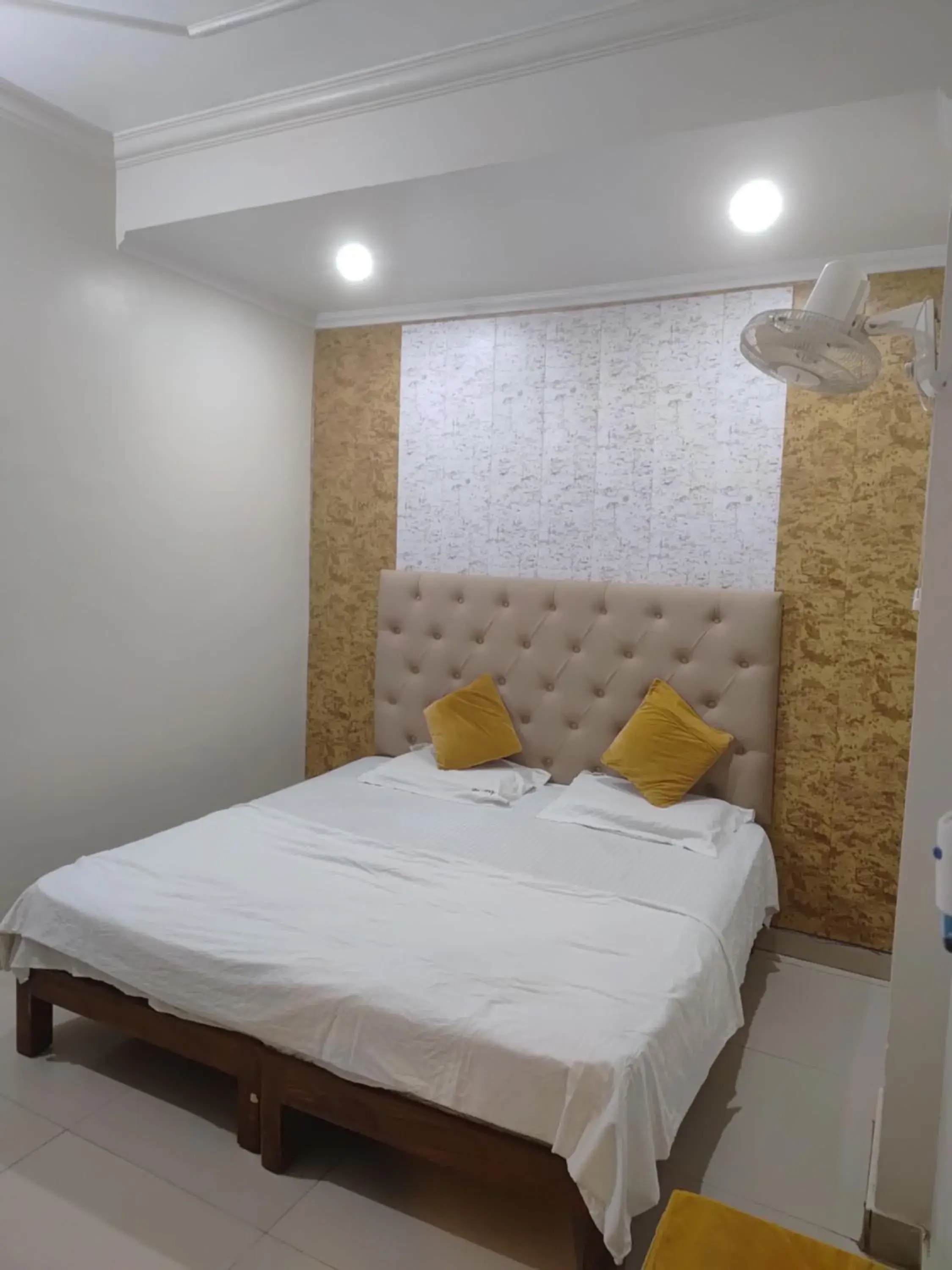 Bed in Hotal Balaji Bed in Hotal Balaji