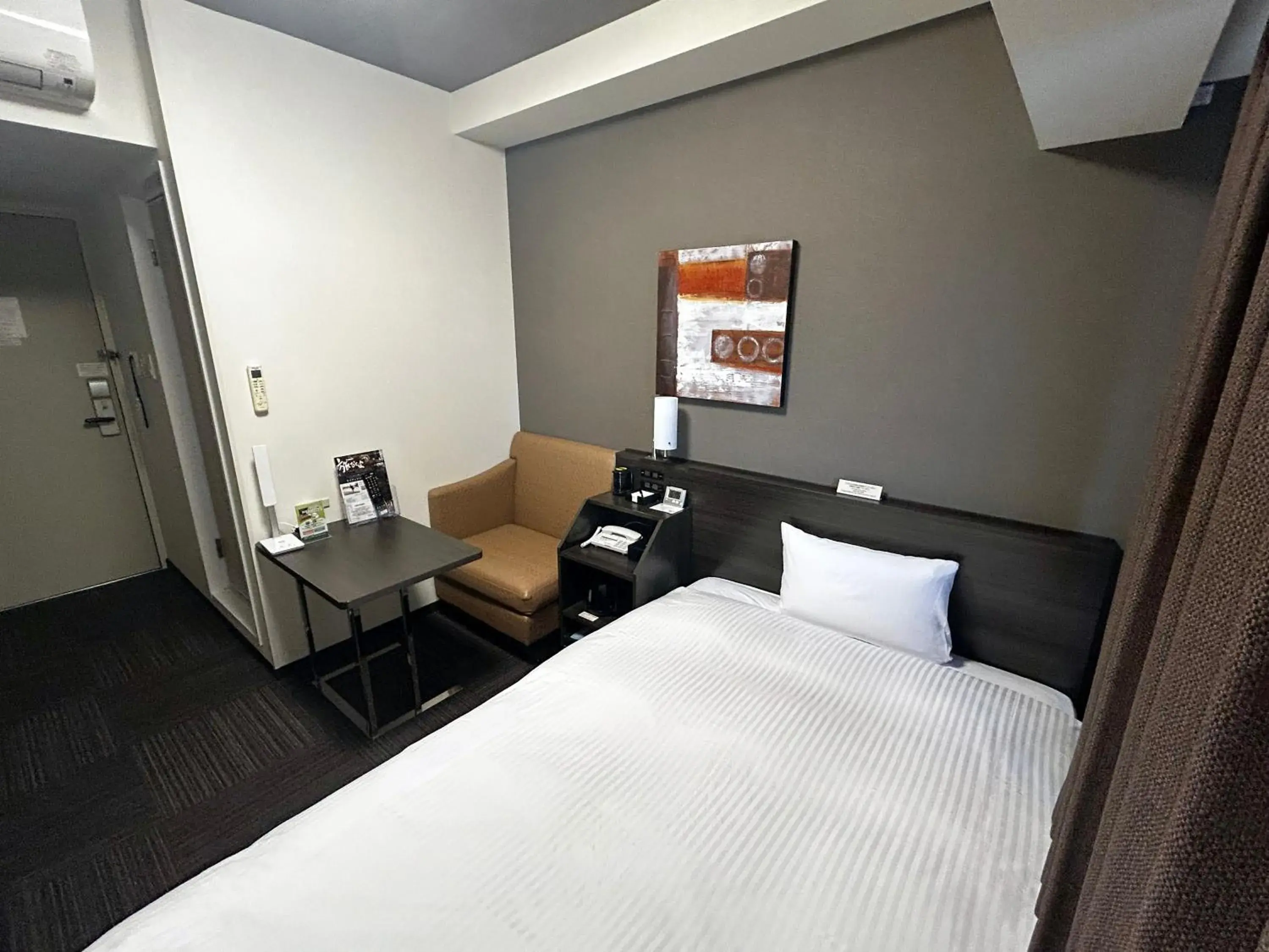 Bedroom, Bed in Hotel Route Inn Toyama Inter Bedroom, Bed in Hotel Route Inn Toyama Inter