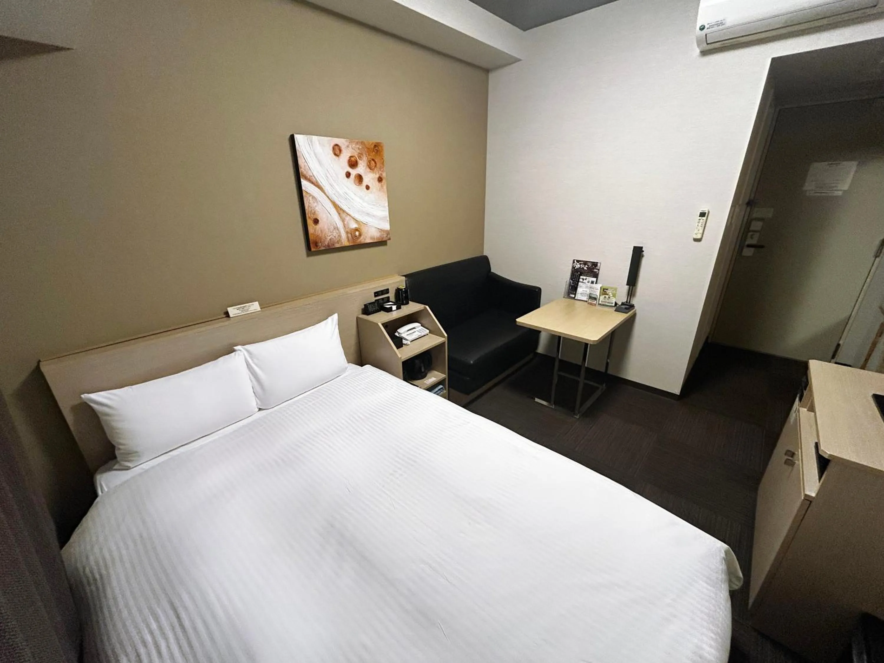 Bedroom, Bed in Hotel Route Inn Toyama Inter