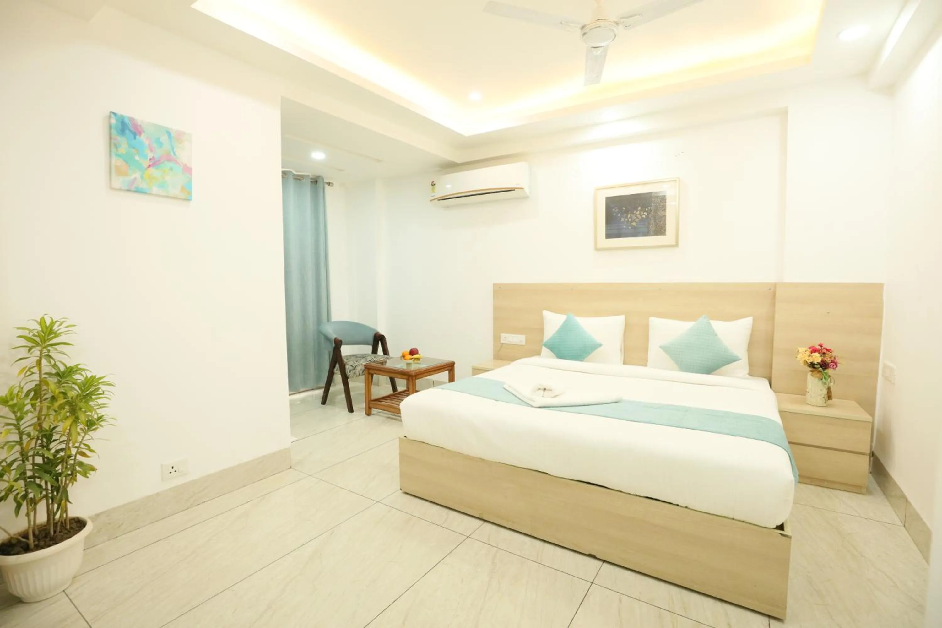 Bedroom, Bed in CORPORATE STAYS-Golf Course Road