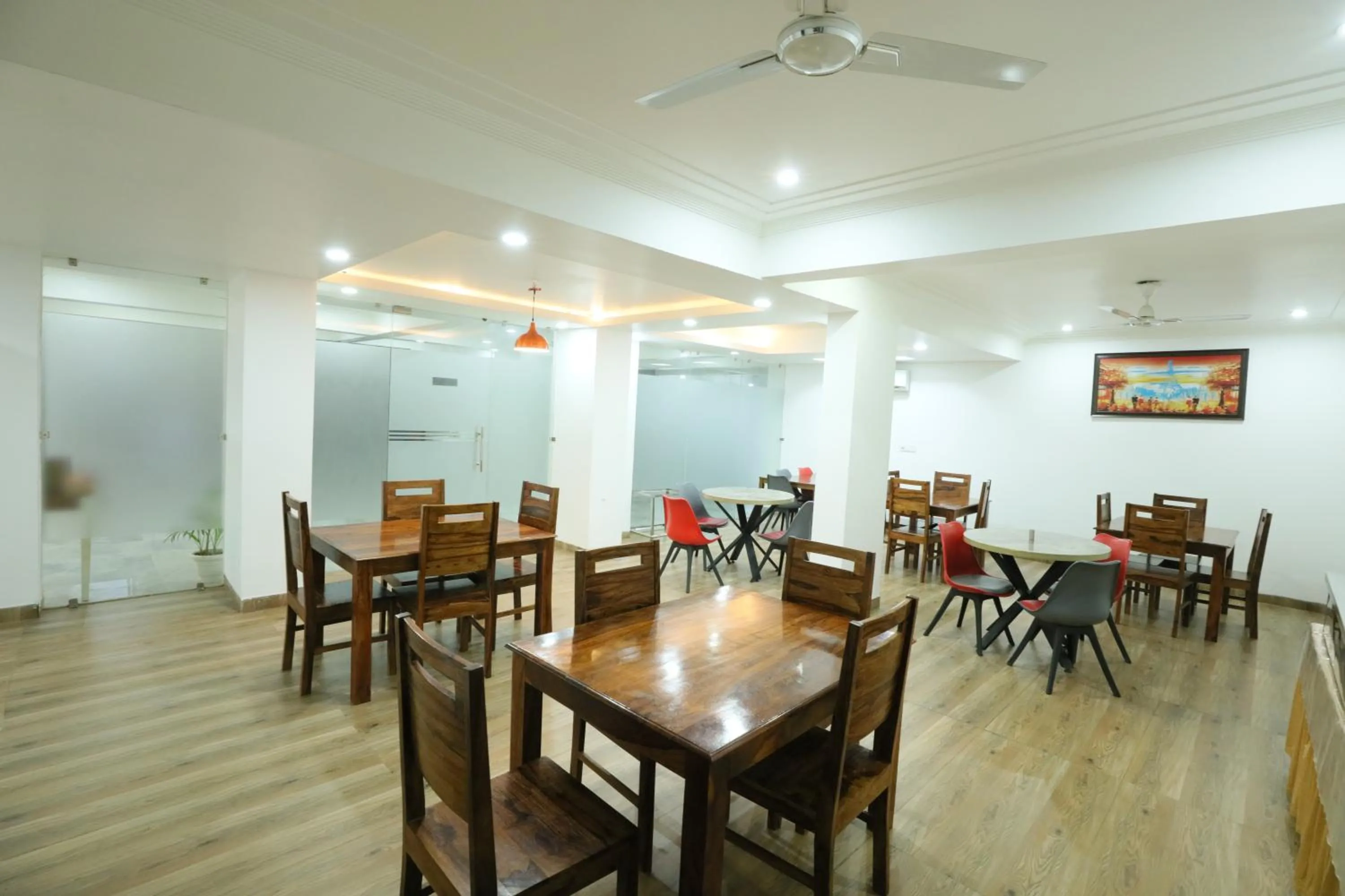 Restaurant/places to eat in CORPORATE STAYS-Golf Course Road