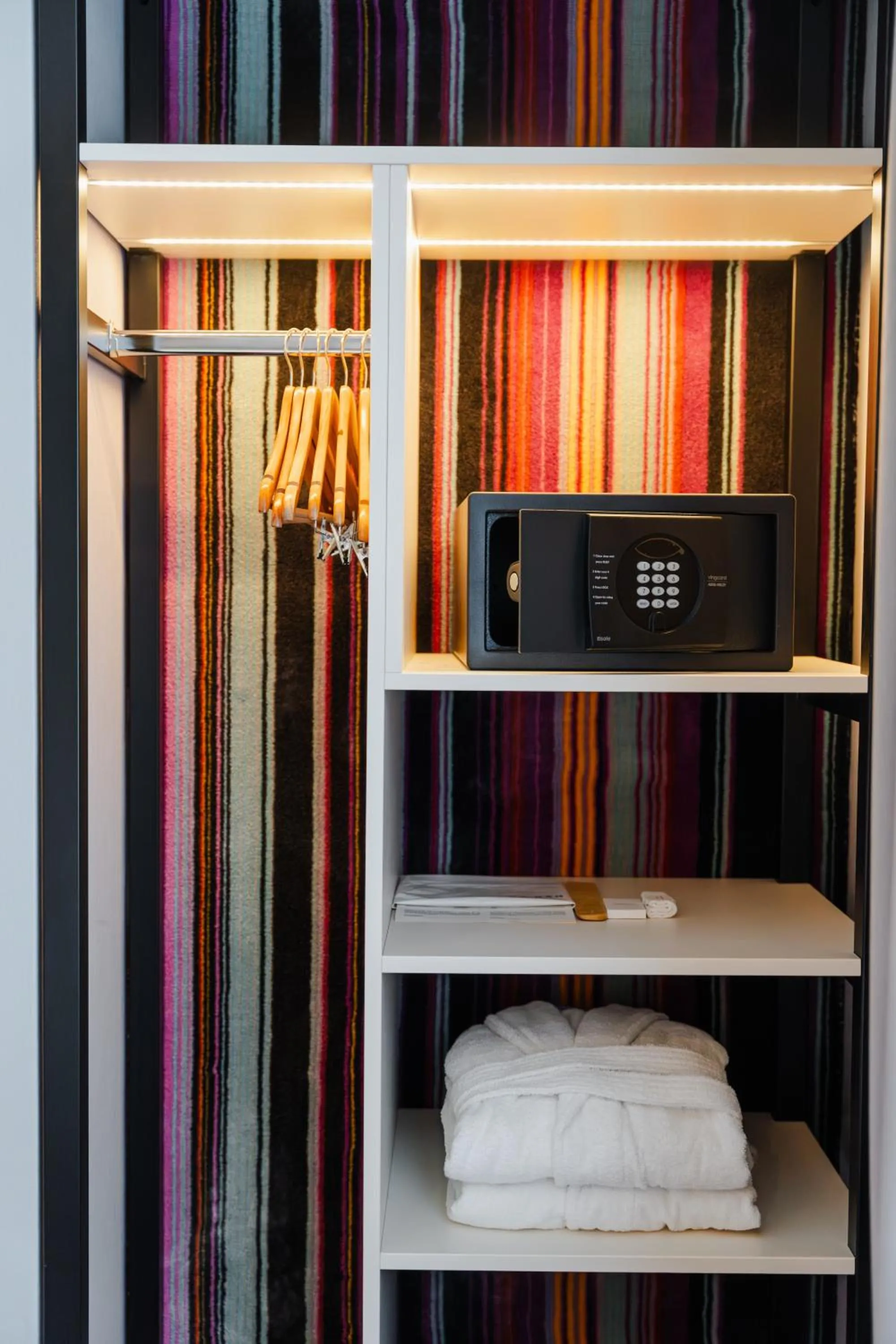wardrobe in Mamaison Vibe Hotel Downtown Budapest
