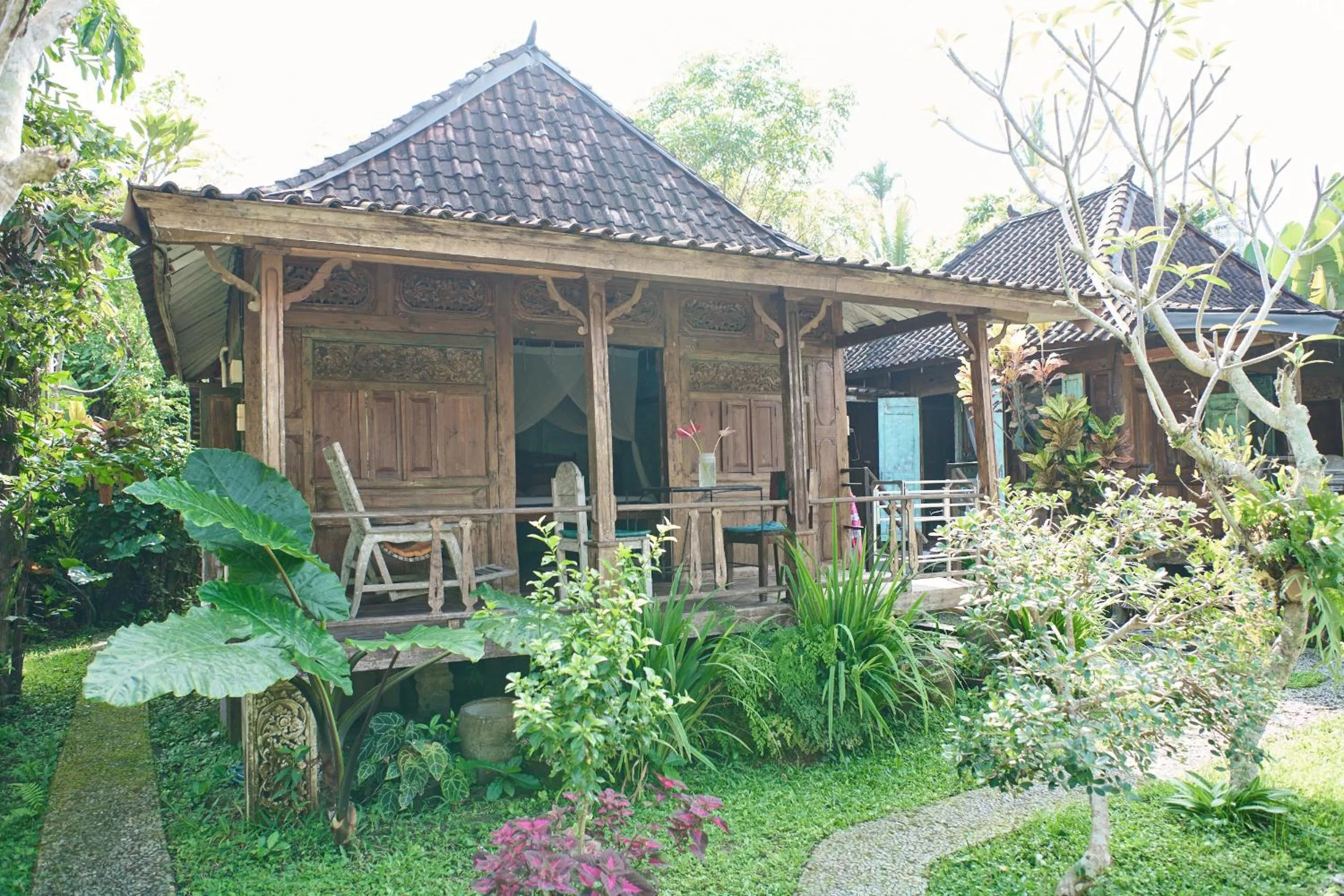 Property building in Lembah Sentosa