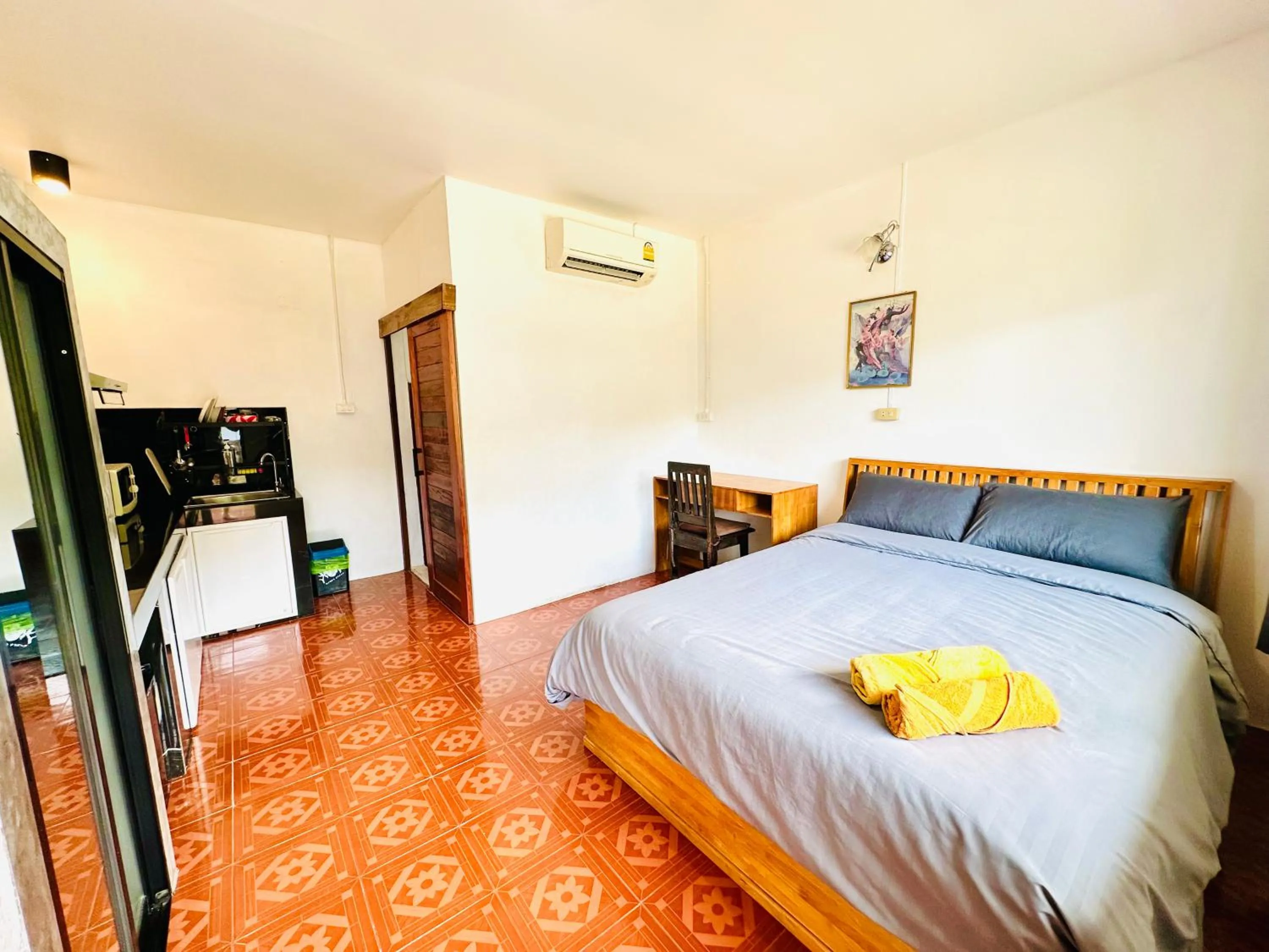 Bed in The Scenery Beach Resort