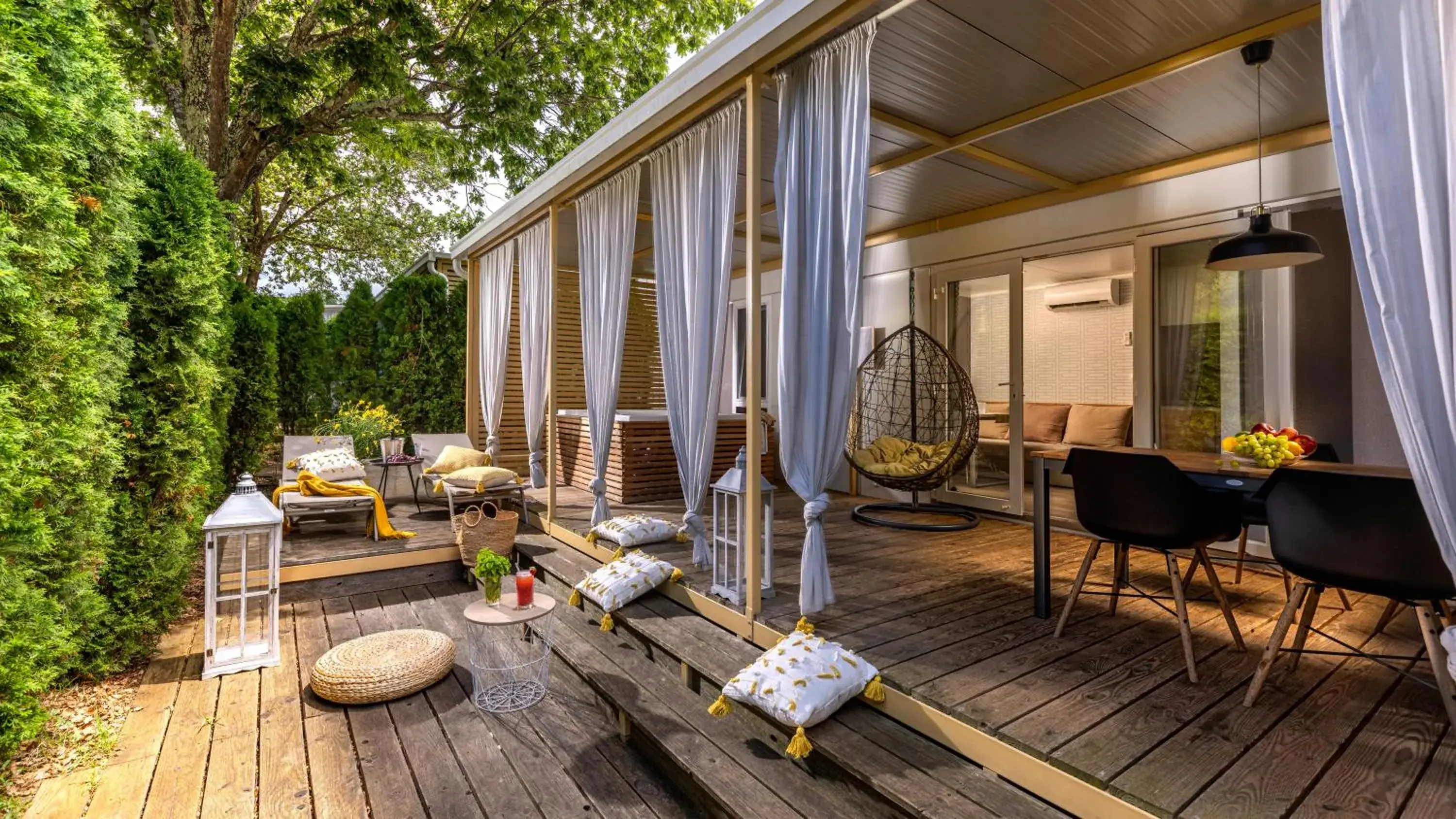 Deluxe Two-bedroom Mobile Home with Hot Tub in Polidor Camping Resort Deluxe Two-bedroom Mobile Home with Hot Tub in Polidor Camping Resort