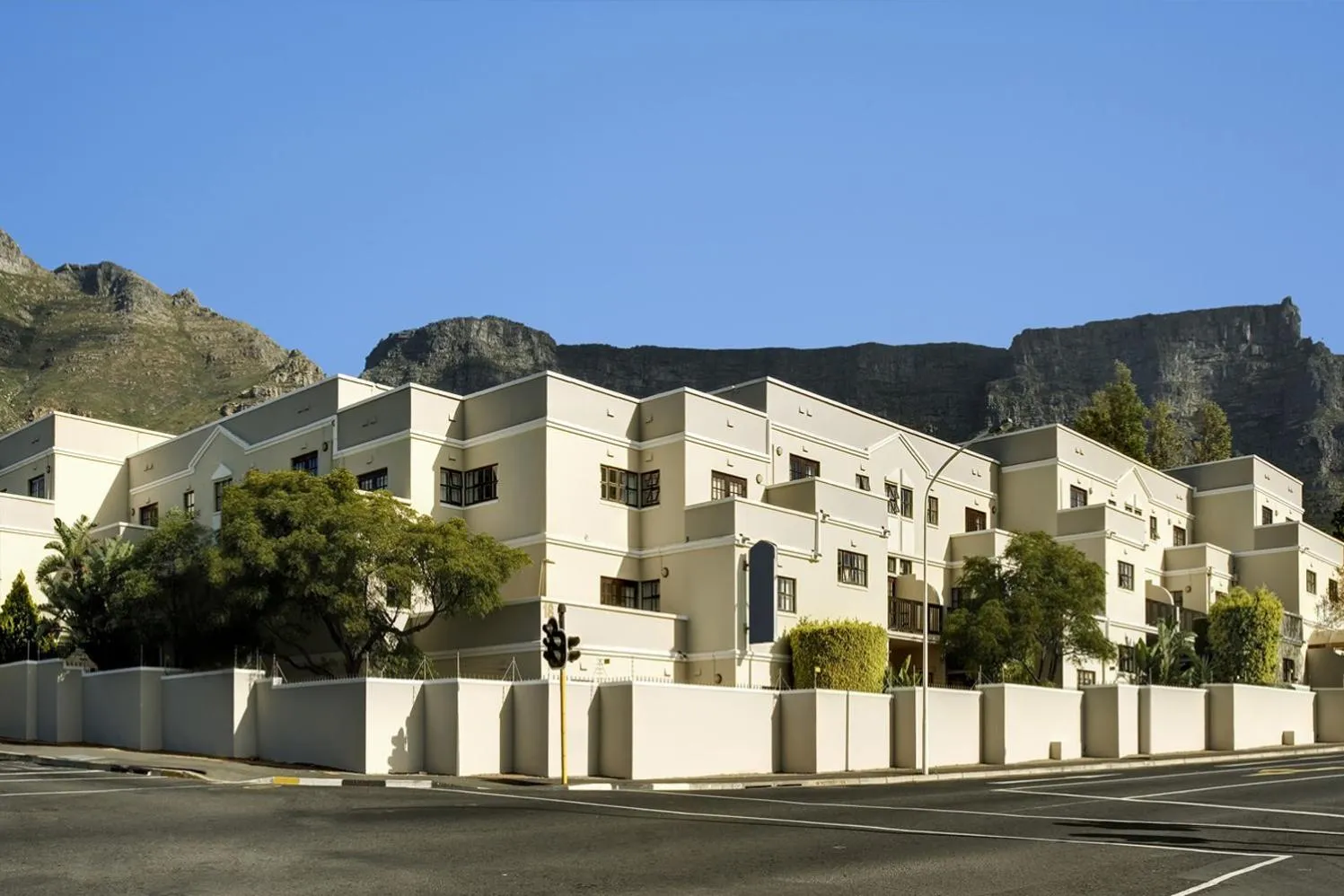 Facade/entrance, Property Building in Best Western Cape Suites Hotel