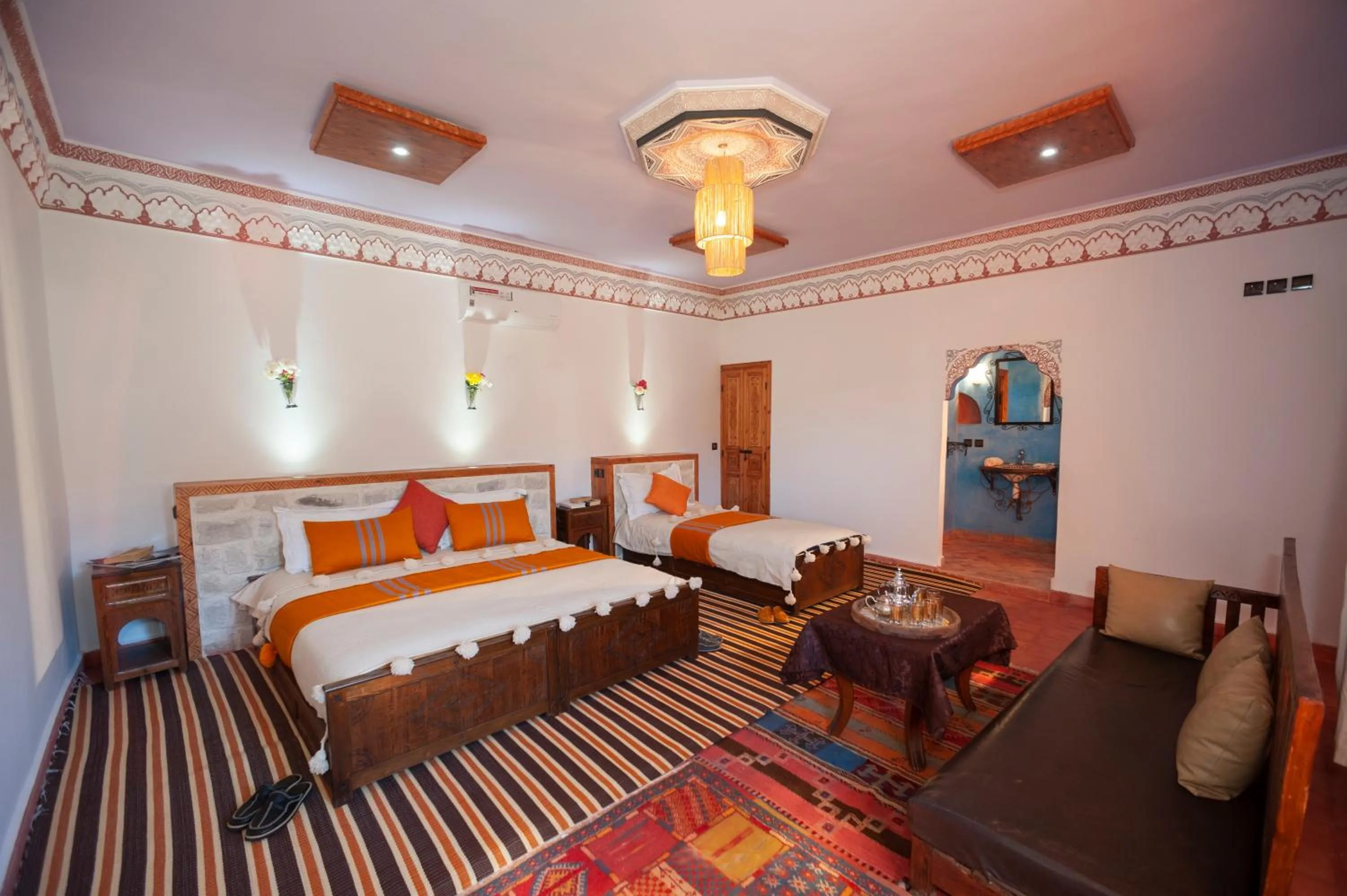 Photo of the whole room, Bed in Ouirgane Ecolodge