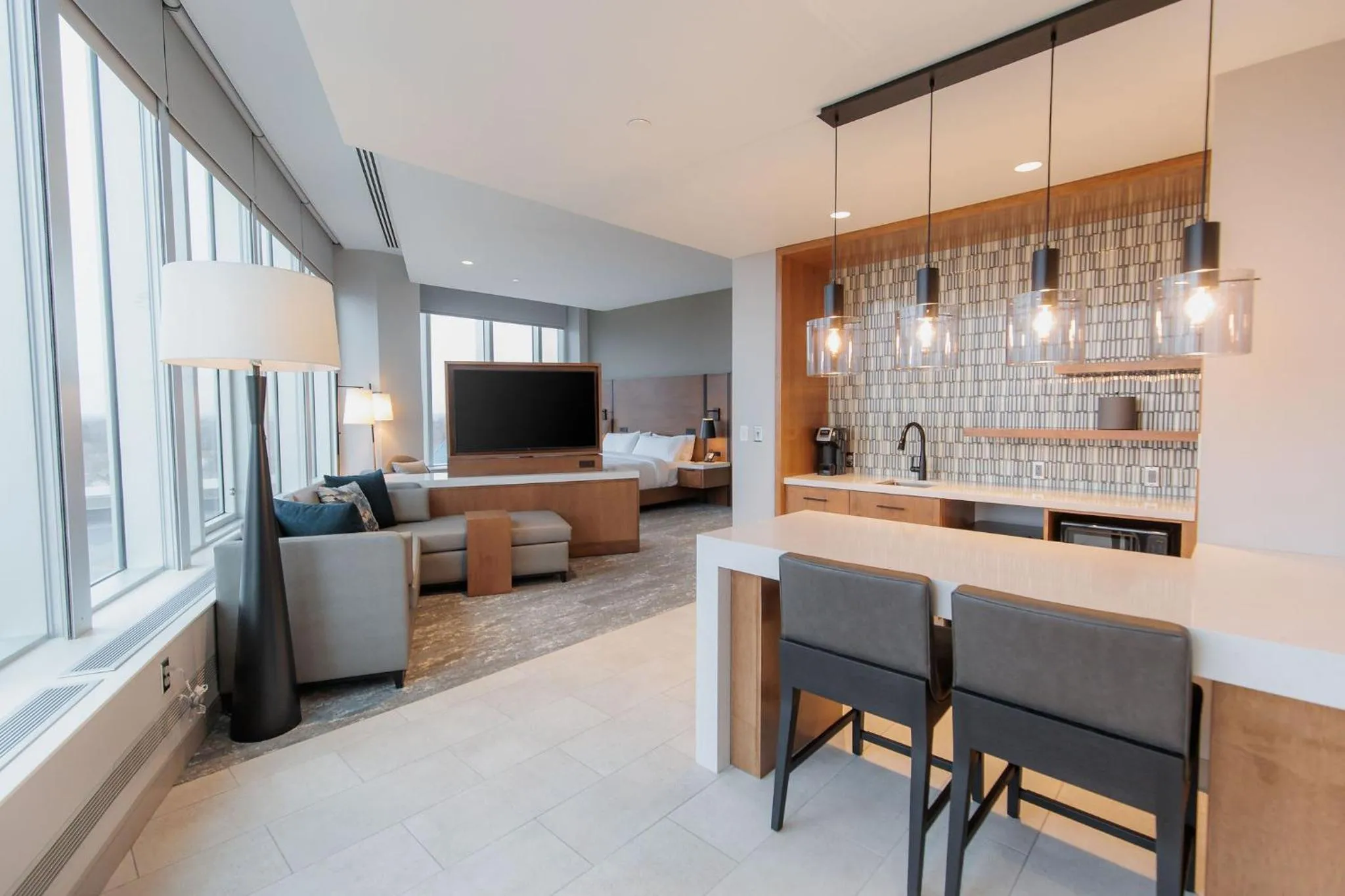 Seating area in Highpoint Hotel