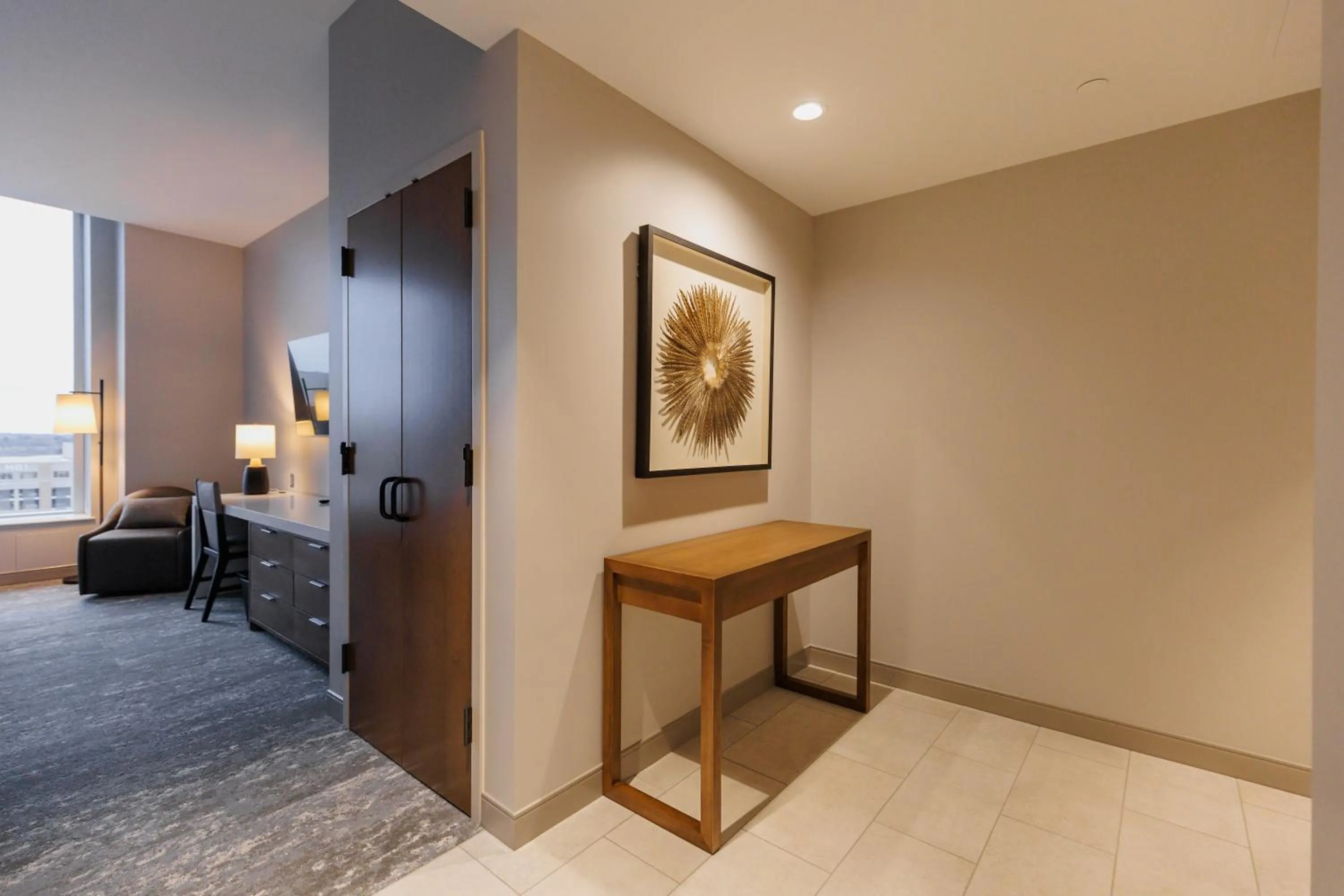 Facade/entrance in Highpoint Hotel