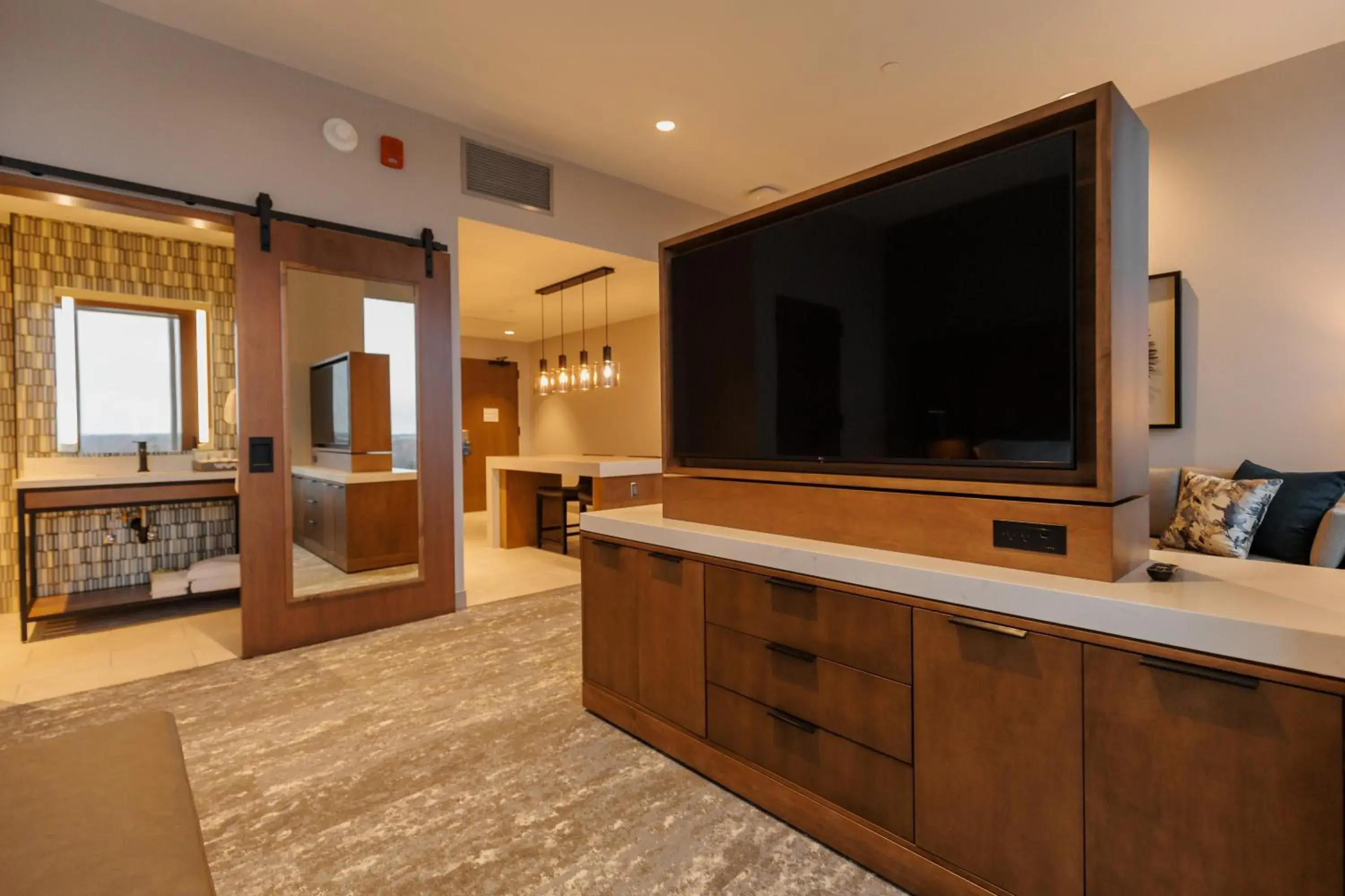 Suite in Highpoint Hotel Suite in Highpoint Hotel