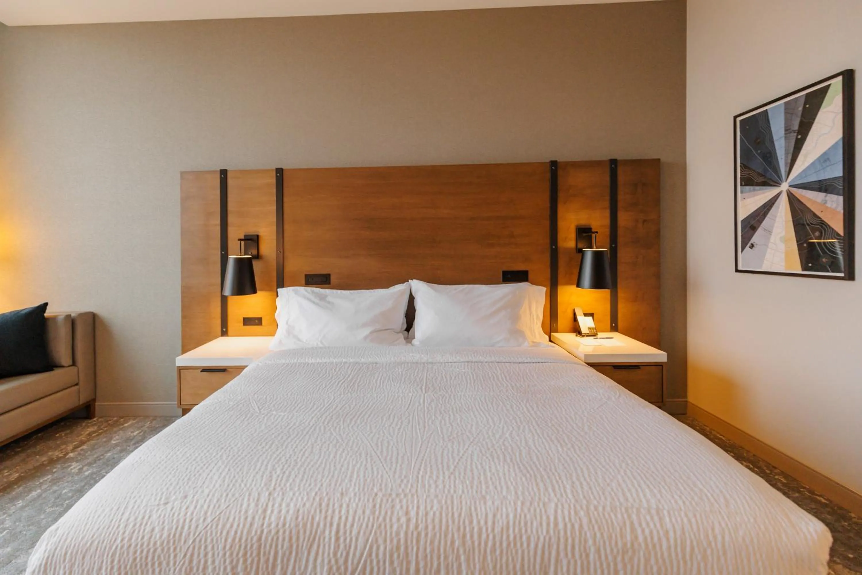 Bed in Highpoint Hotel