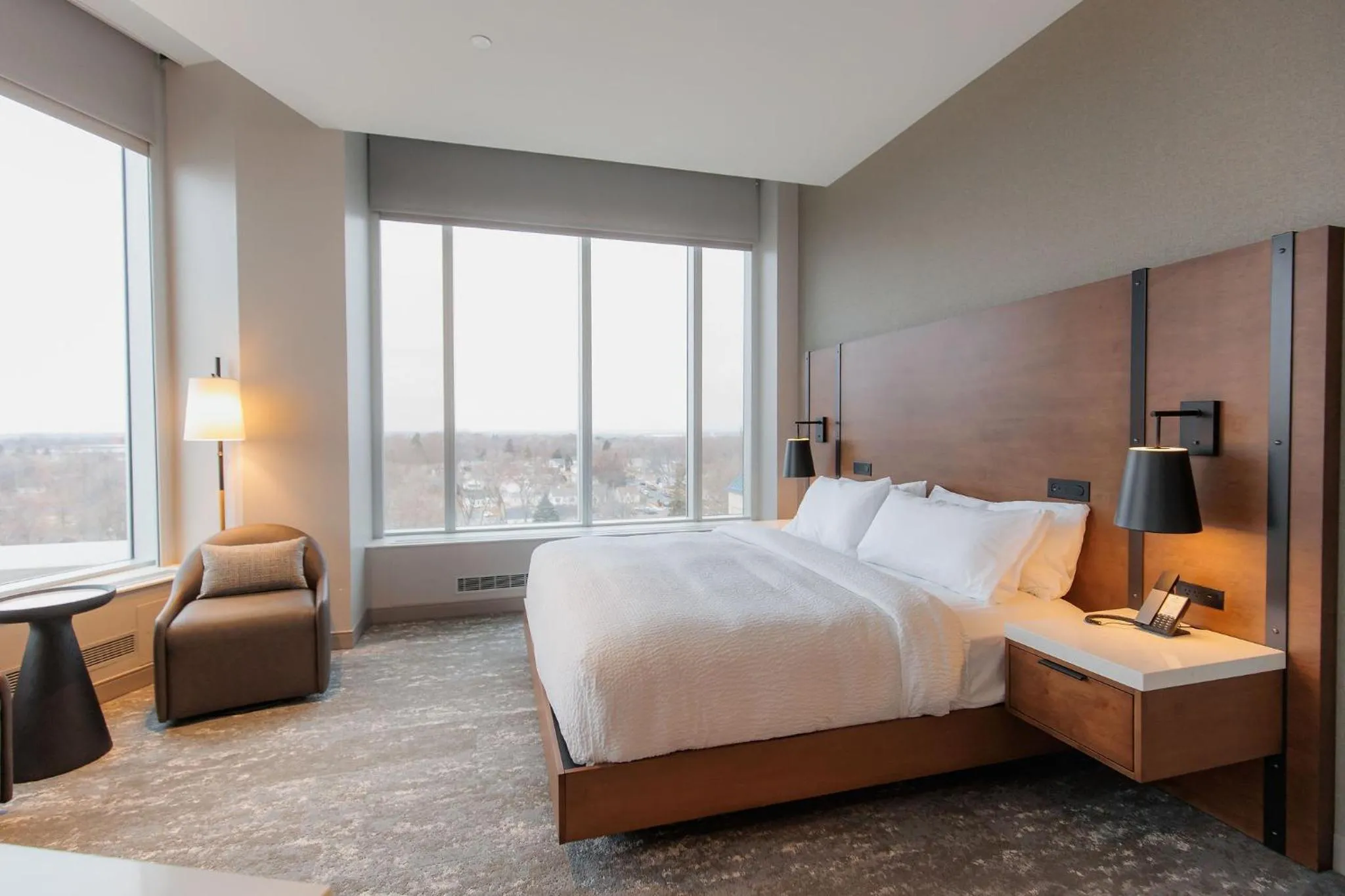 Bedroom, Bed in Highpoint Hotel