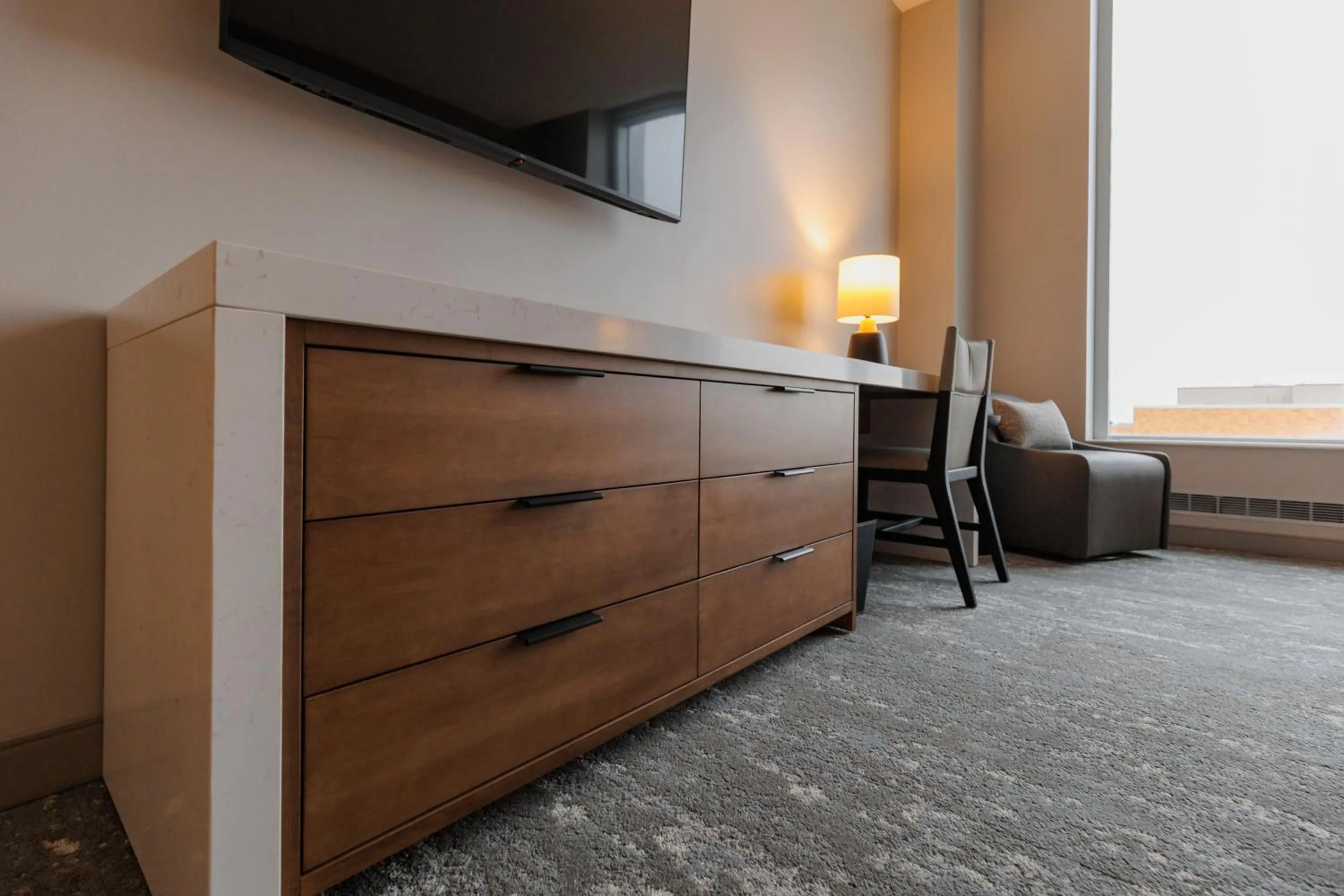 Bedroom, Bed in Highpoint Hotel