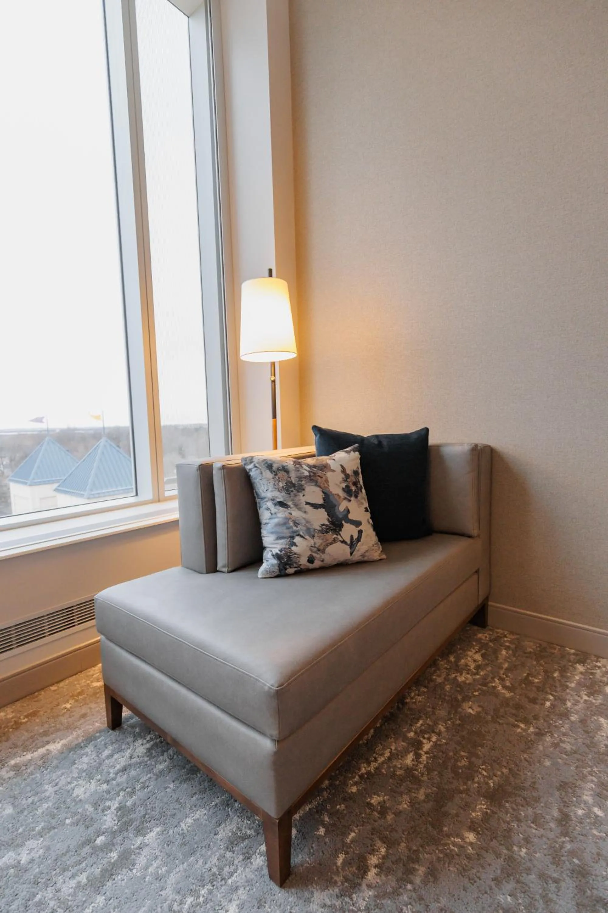 Seating area in Highpoint Hotel