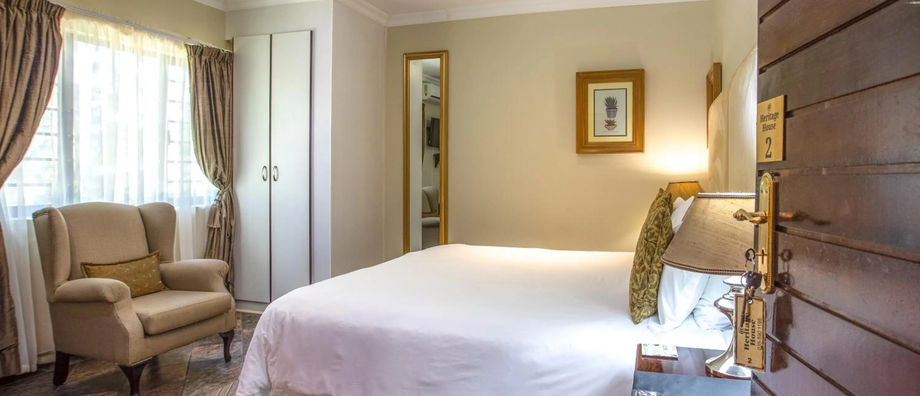 Coffee/tea facilities, Bed in At Heritage House