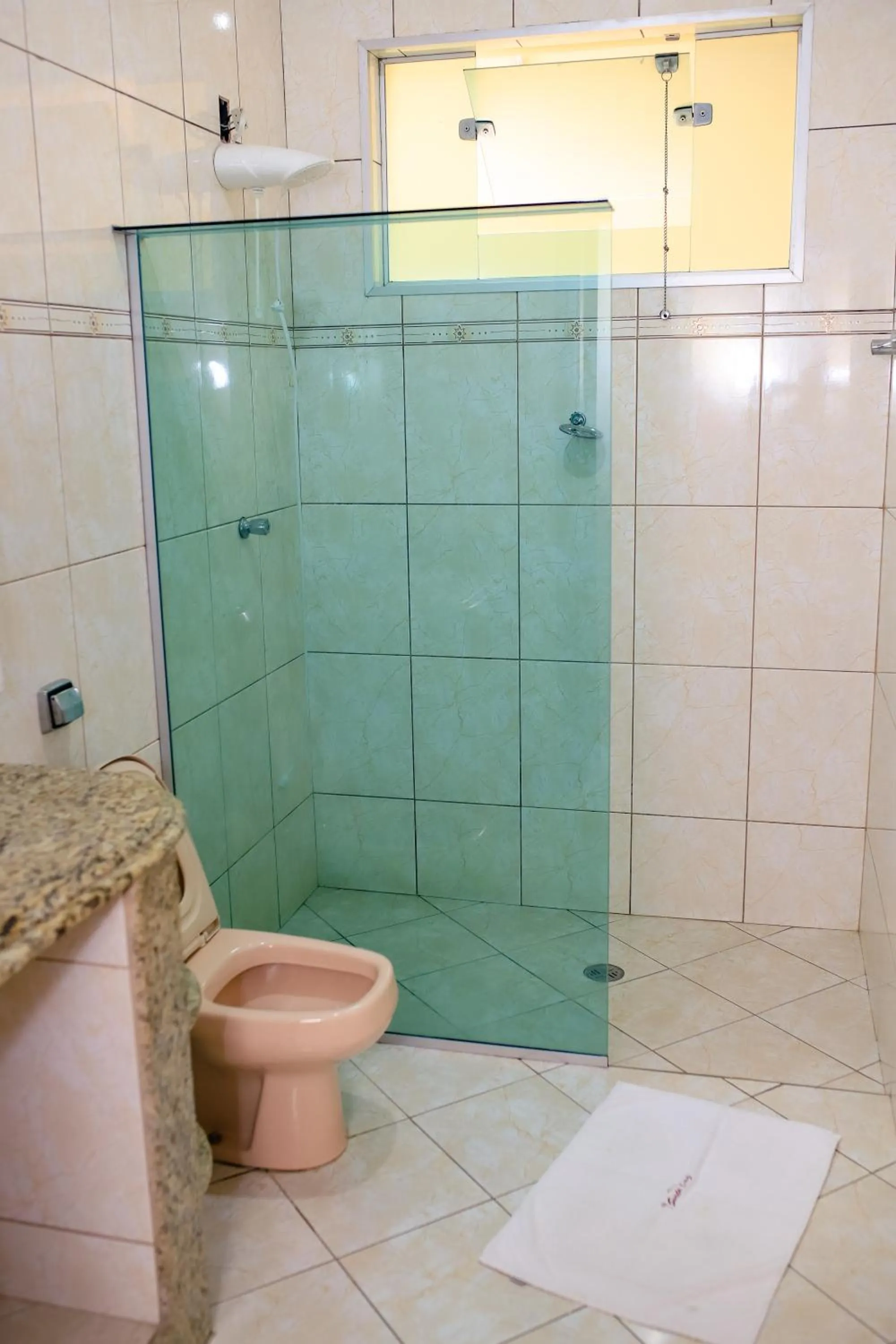 Bathroom in Pousada Santa Cruz