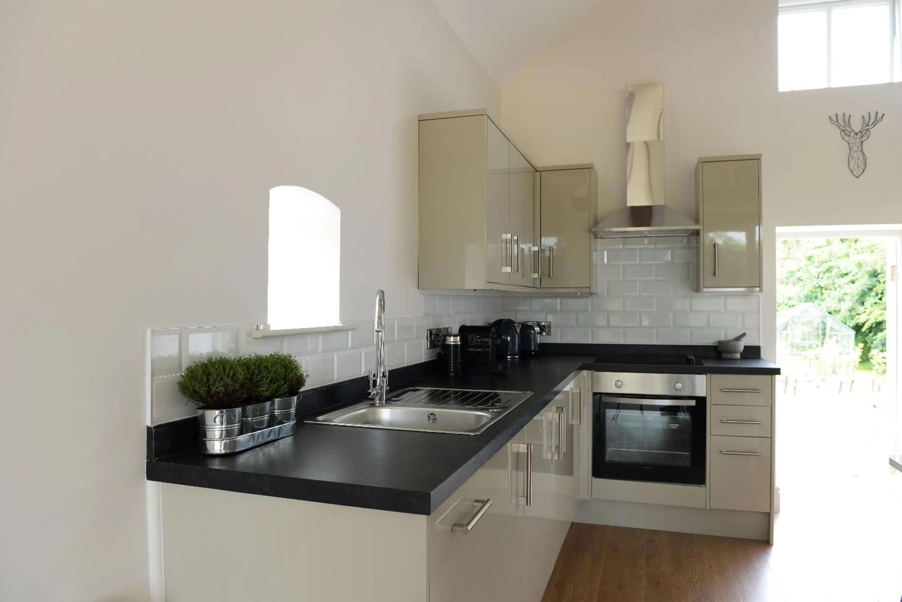 Kitchen or kitchenette in Cromhall Farm